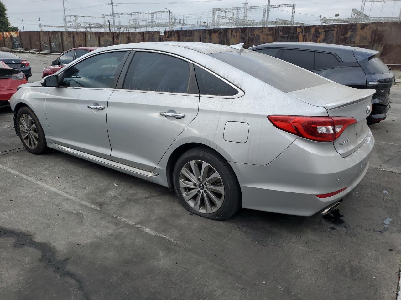 2016 Hyundai Sonata VIN 5NPE34AF1GH395195 Copart auction photo, front end / side damage thumbnail 2