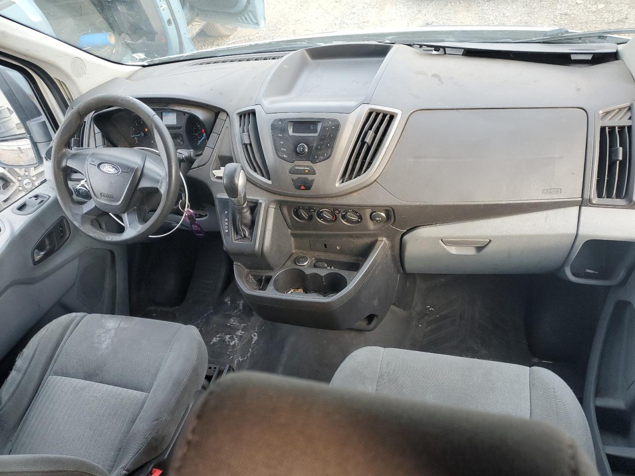 2015 Ford Transit VIN 1FTYR1CM0FKA19805 Copart auction photo, rear end / front end damage thumbnail 8