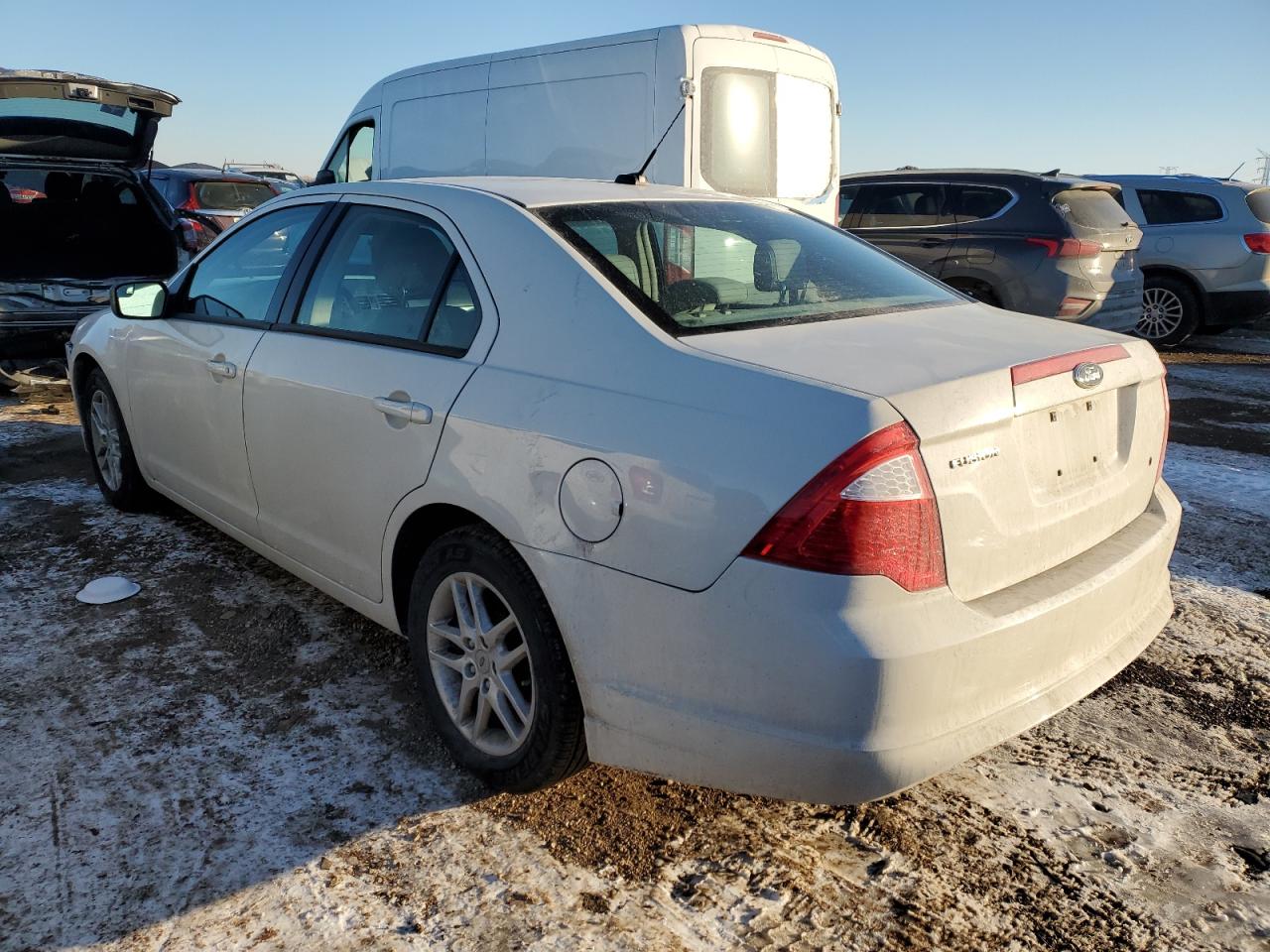 2012 Ford Fusion VIN 3FAHP0GA8CR327611 Copart auction photo, front end damage thumbnail 2