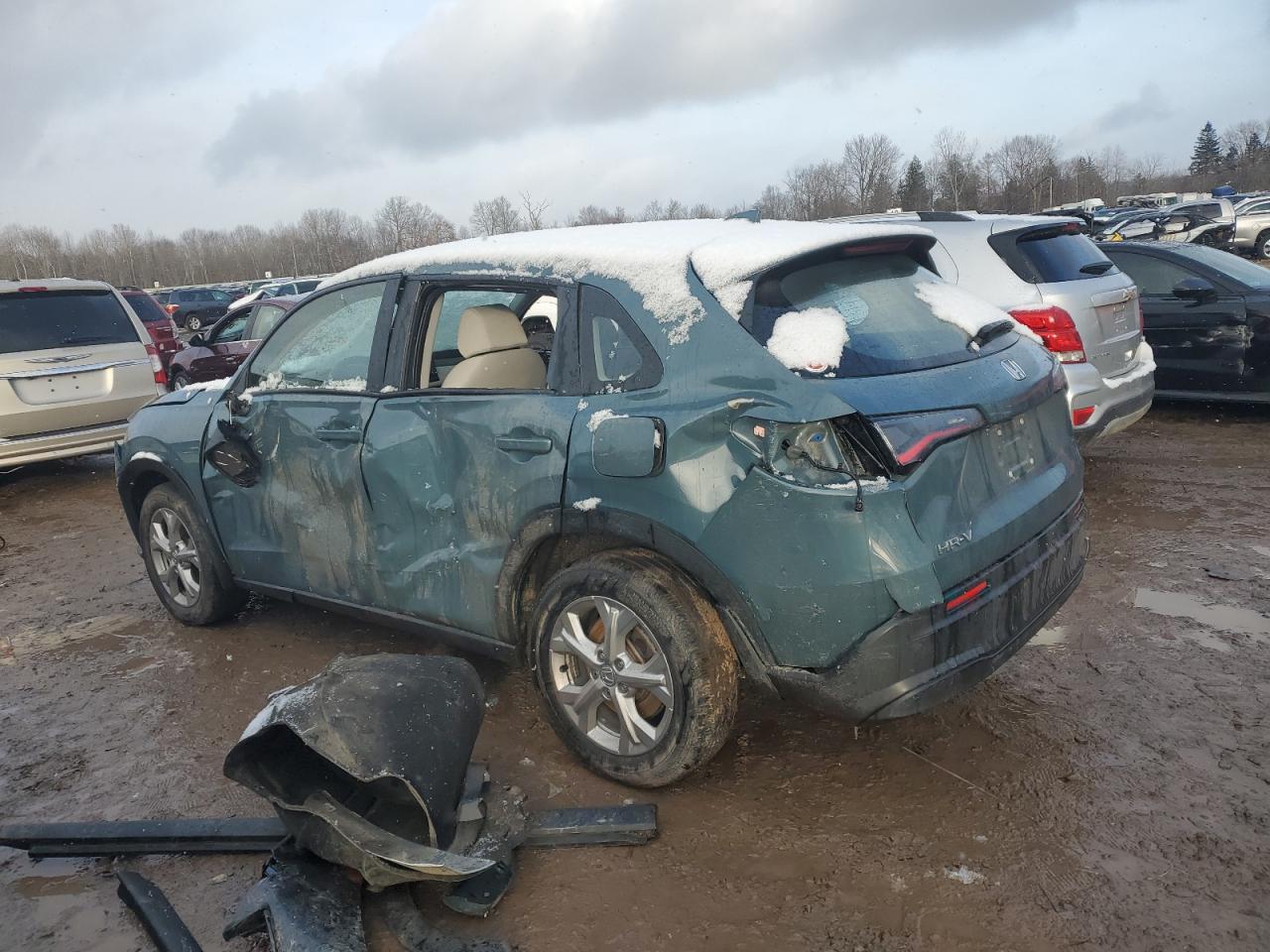 2024 Honda HR-V VIN 3CZRZ2H33RM720713 Copart auction photo, all over damage thumbnail 2