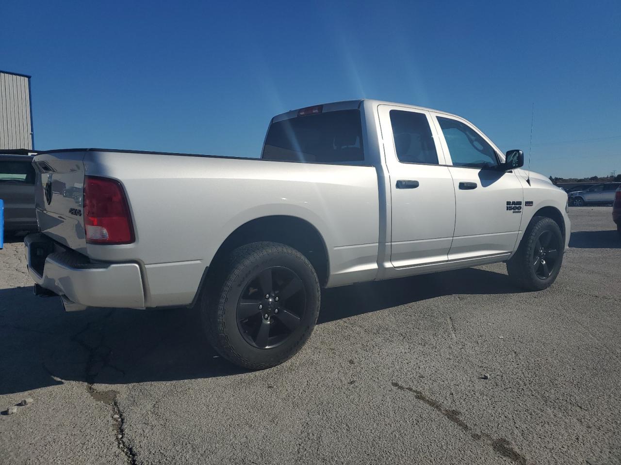 2019 RAM 1500 VIN 1C6RR7FT0KS531057 Copart auction photo, hail / rear end damage thumbnail 3