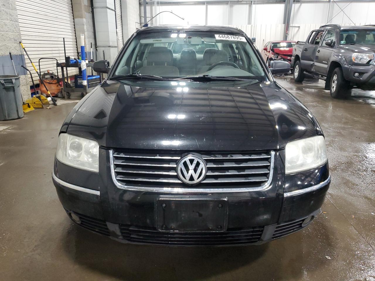 2004 Volkswagen Passat VIN WVWPD63B74E168116 Copart auction photo, side damage thumbnail 5