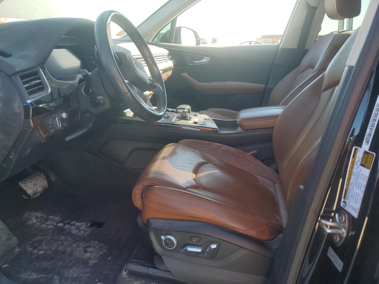 2017 Audi Q7 VIN WA1VAAF72HD029172 Copart auction photo, water/flood damage thumbnail 7