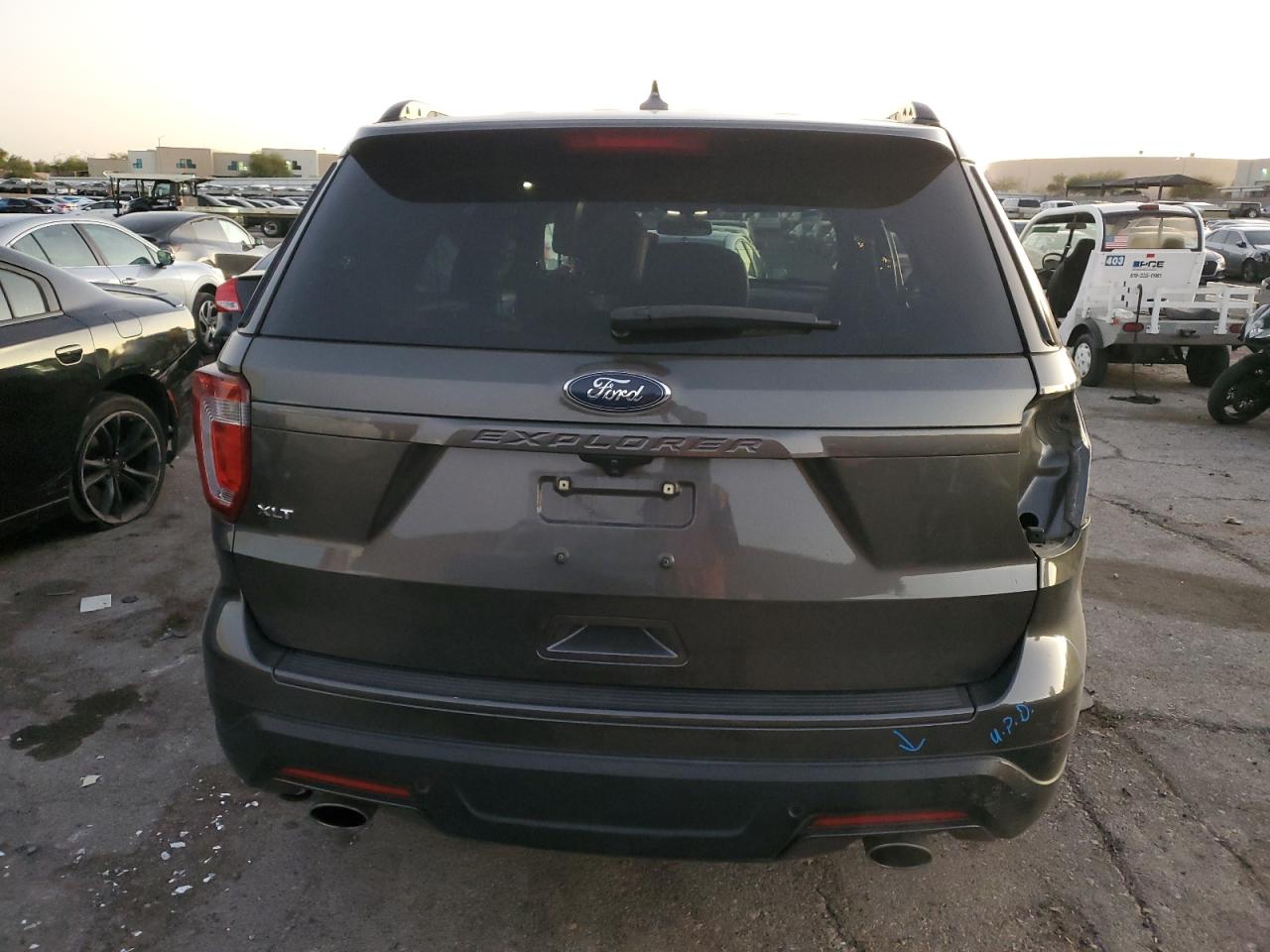 2018 Ford Explorer VIN 1FM5K7D87JGC72803 Copart auction photo, side / front end damage thumbnail 6