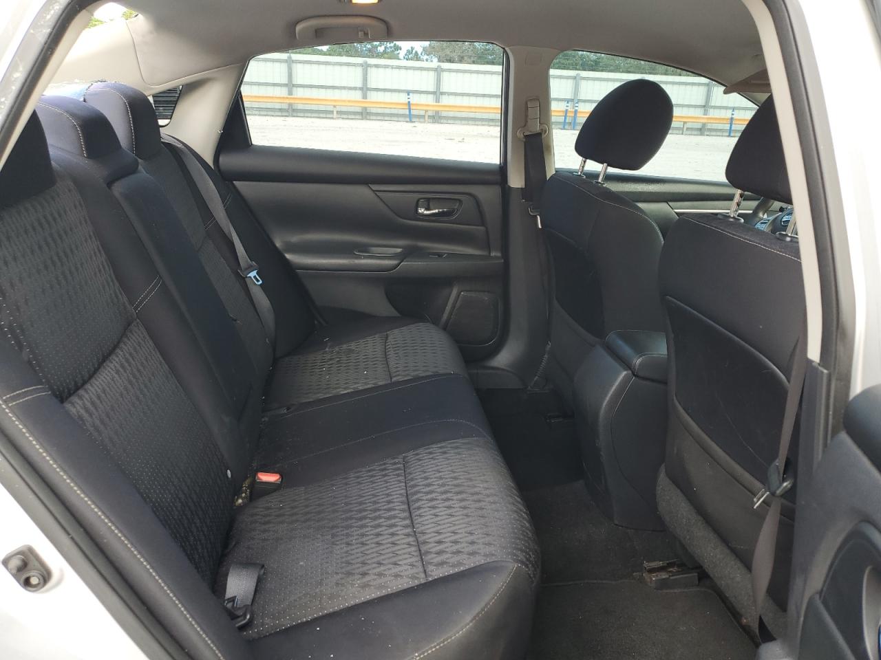 2016 Nissan Altima VIN 1N4AL3AP6GC233288 Copart auction photo, rear end damage thumbnail 10