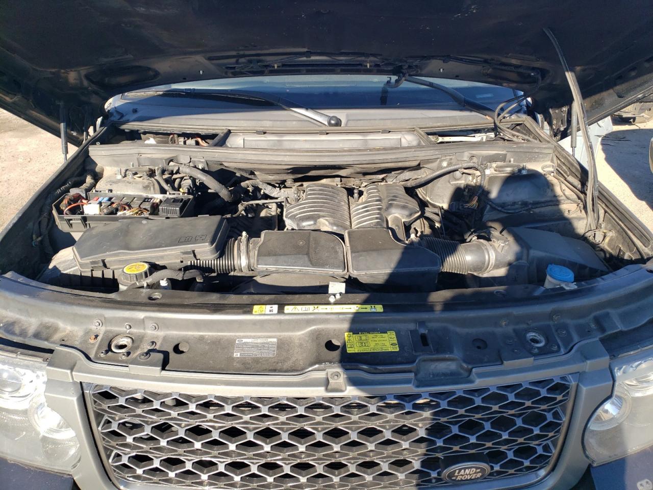 2011 Land Rover Range Rover VIN SALME1D40BA358243 Copart auction photo, front end / minor dent/scratches damage thumbnail 12