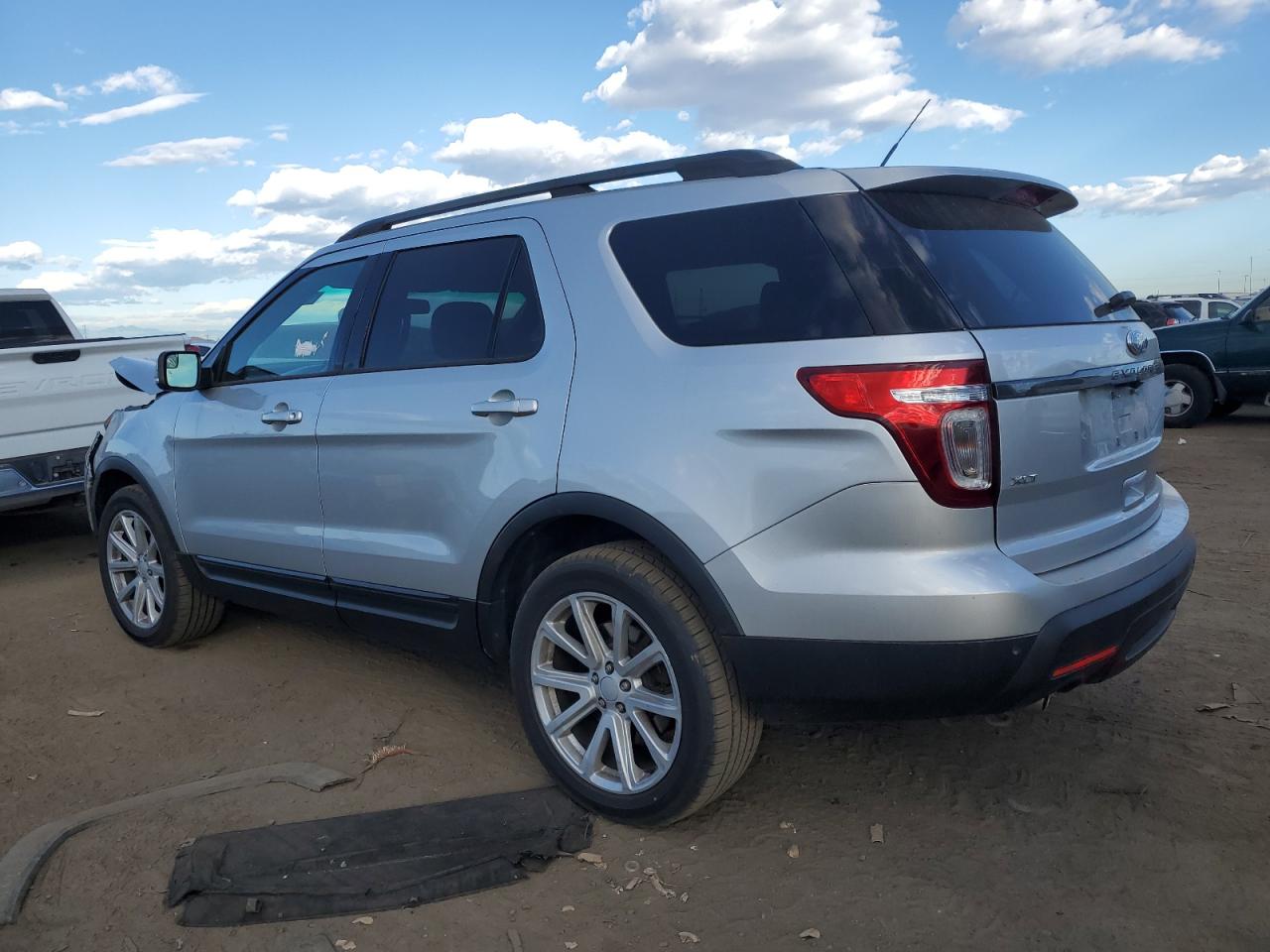 2015 Ford Explorer VIN 1FM5K8D8XFGB57206 Copart auction photo, front end damage thumbnail 2