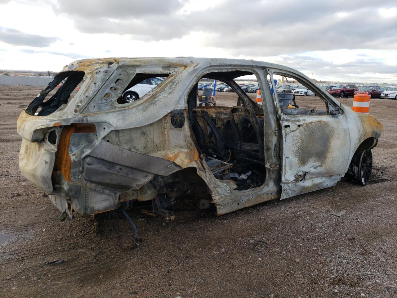 2019 Chevrolet Equinox VIN 3GNAXKEV1KL121617 Copart auction photo, burn / hail damage thumbnail 3