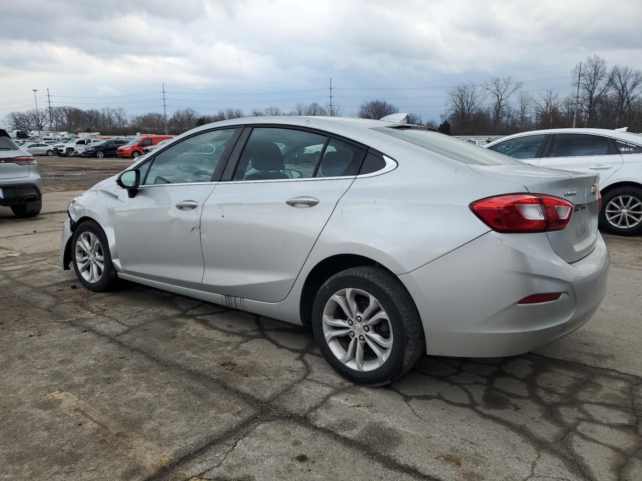 2019 Chevrolet Cruze VIN 1G1BE5SM8K7114984 Copart auction photo, front end / side damage thumbnail 2