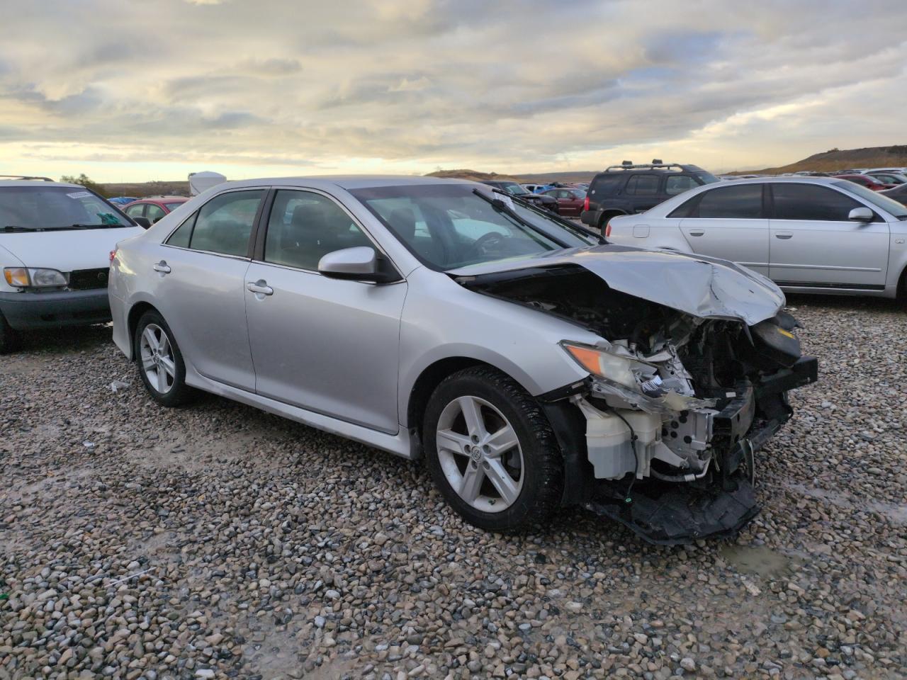 2013 Toyota Camry VIN 4T1BF1FK5DU259874 Copart auction photo, front end damage thumbnail 4
