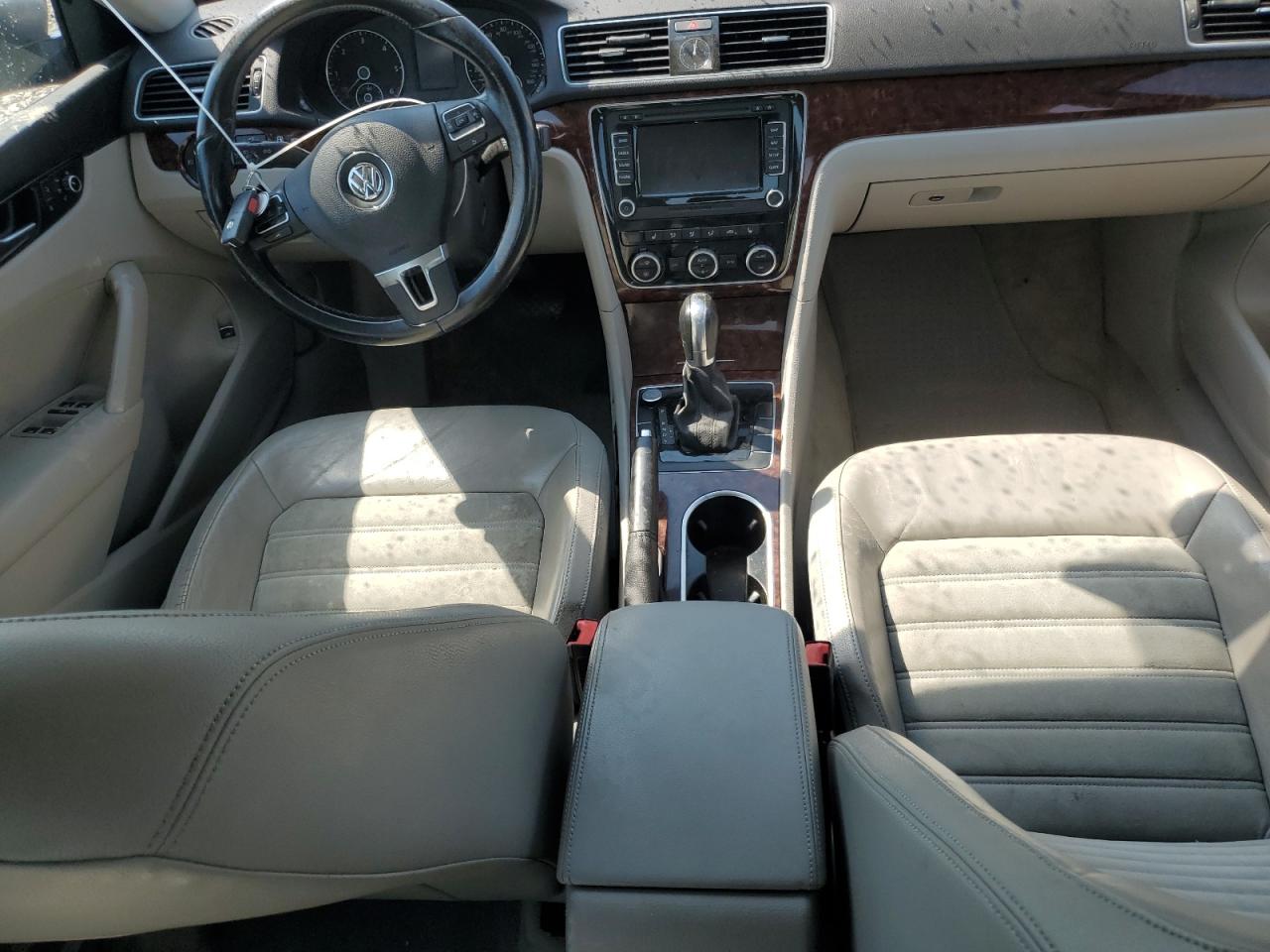 2014 Volkswagen Passat VIN 1VWCN7A39EC089649 Copart auction photo, front end damage thumbnail 8