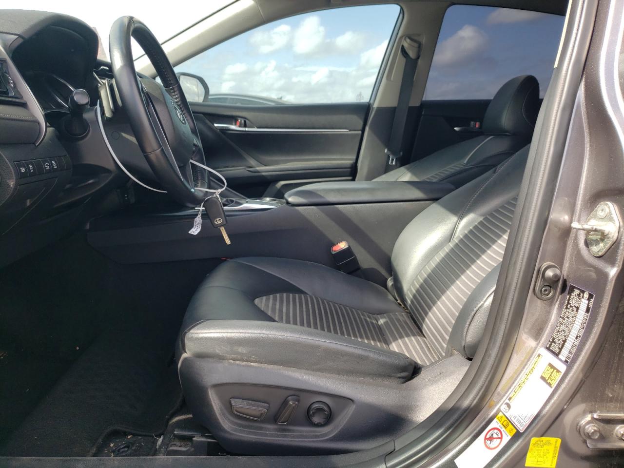 2019 Toyota Camry VIN 4T1B11HK6KU186152 Copart auction photo, front end / rear end damage thumbnail 7