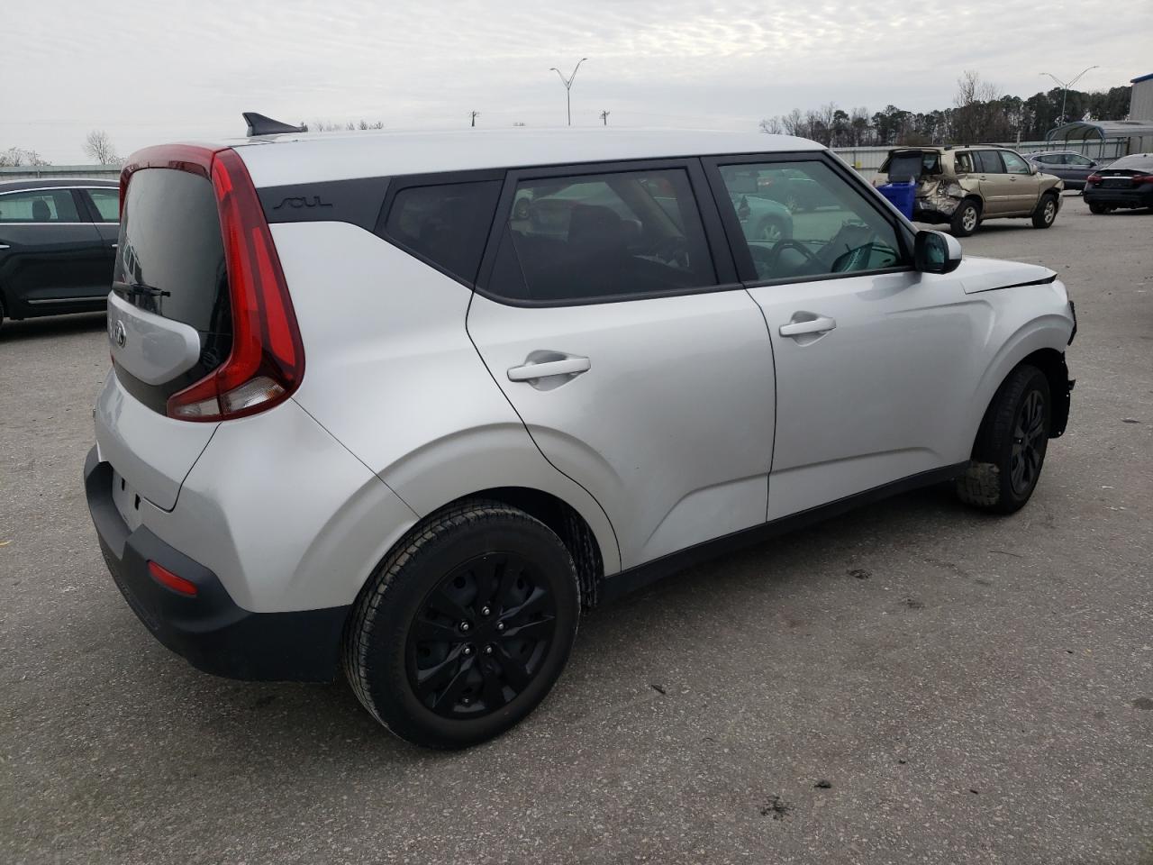2021 KIA Soul VIN KNDJ23AU0M7763800 Copart auction photo, front end / undercarriage damage thumbnail 3