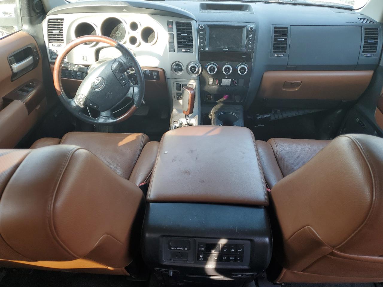 2013 Toyota Sequoia VIN 5TDDW5G11DS087115 Copart auction photo, all over damage thumbnail 8