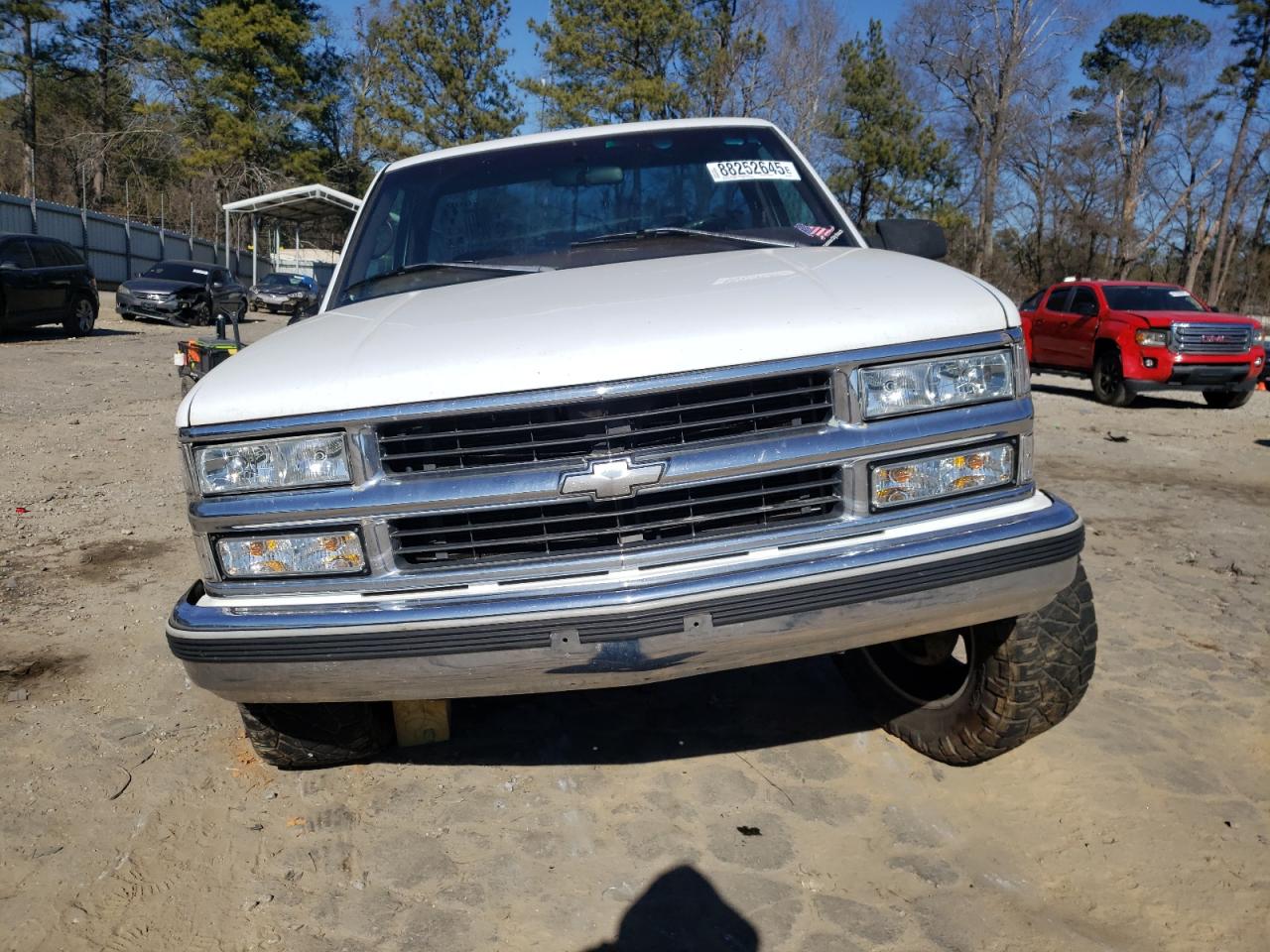 1997 Chevrolet GMT-400 VIN 1GCEC14R5VZ205358 Copart auction photo, rollover / undercarriage damage thumbnail 5