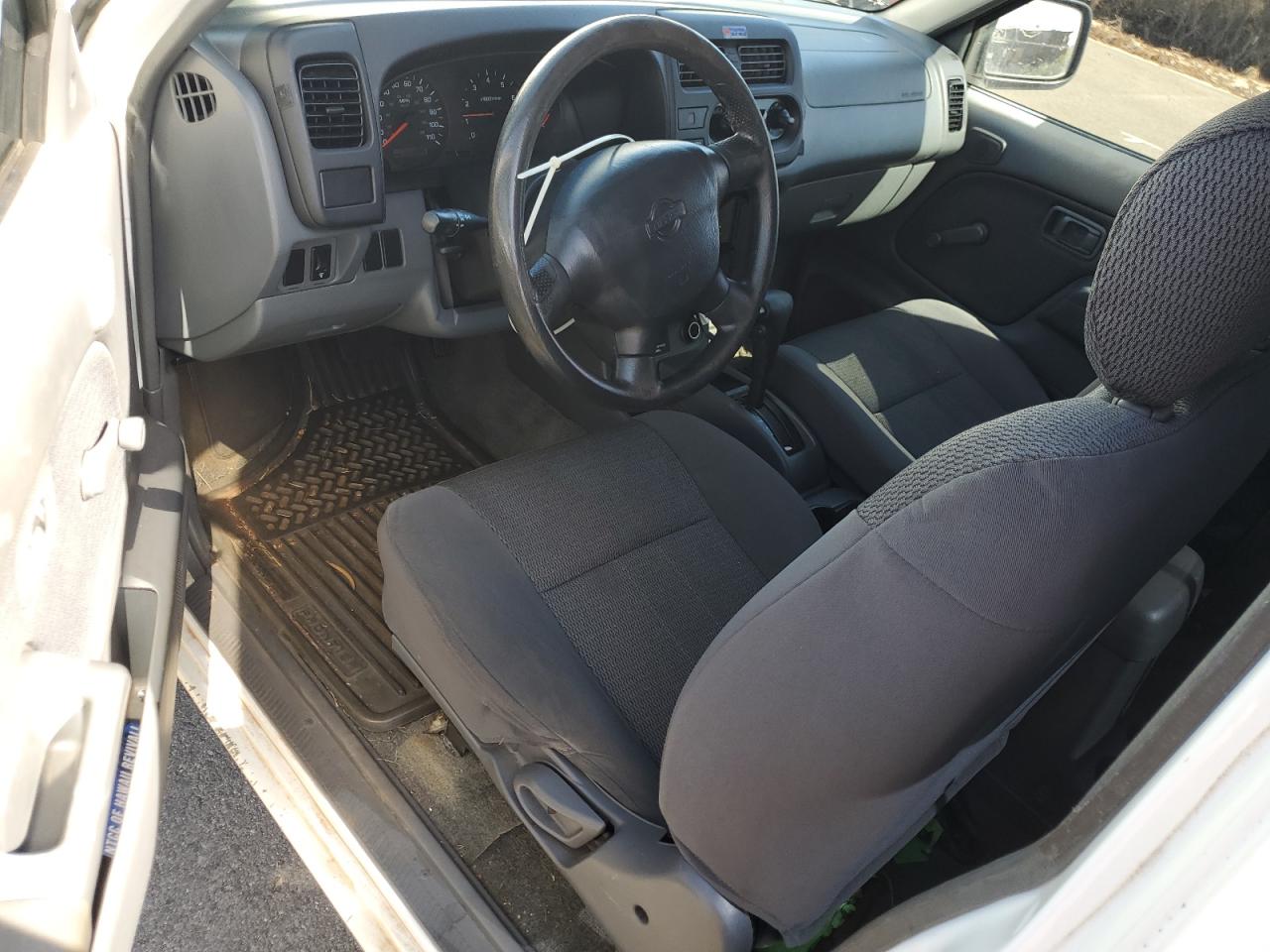 2001 Nissan Navara (Frontier) VIN 1N6ED26T51C384880 Copart auction photo, front end damage thumbnail 8