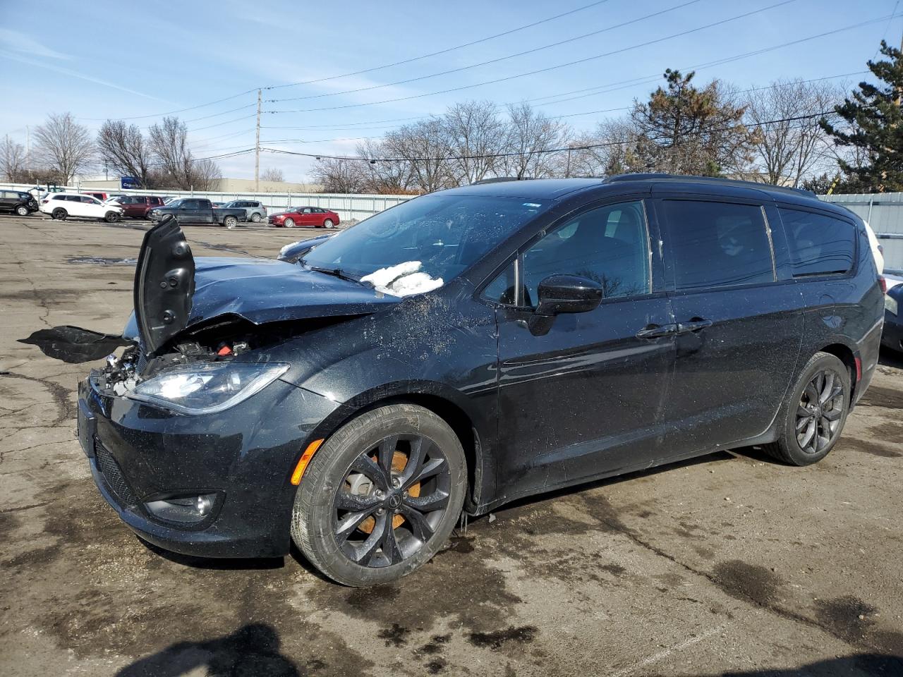 2018 Chrysler Pacifica VIN 2C4RC1BG2JR229141