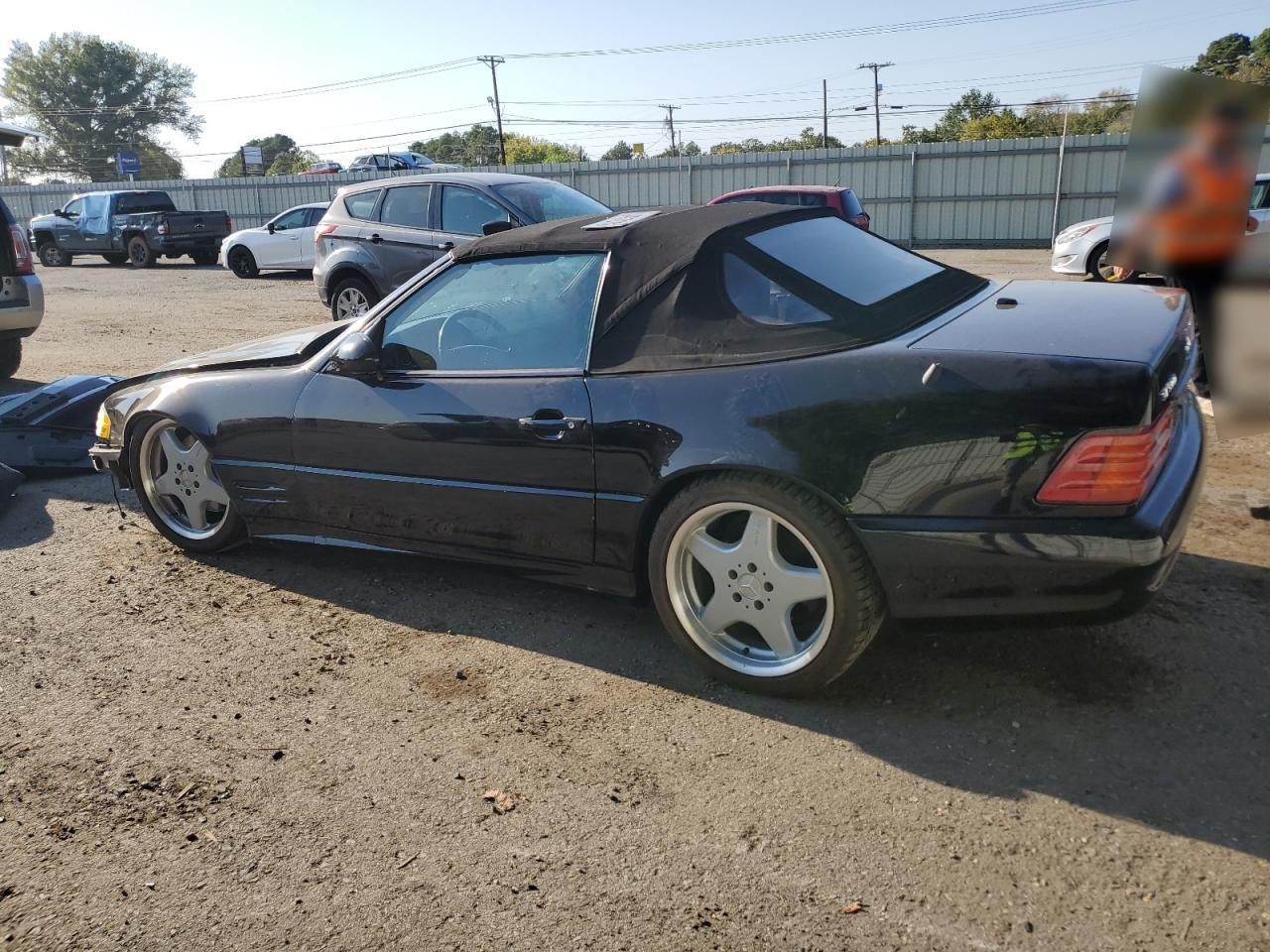 2001 Mercedes-Benz SL-klasse VIN WDBFA68FX1F196609 Copart auction photo, front end / minor dent/scratches damage thumbnail 2