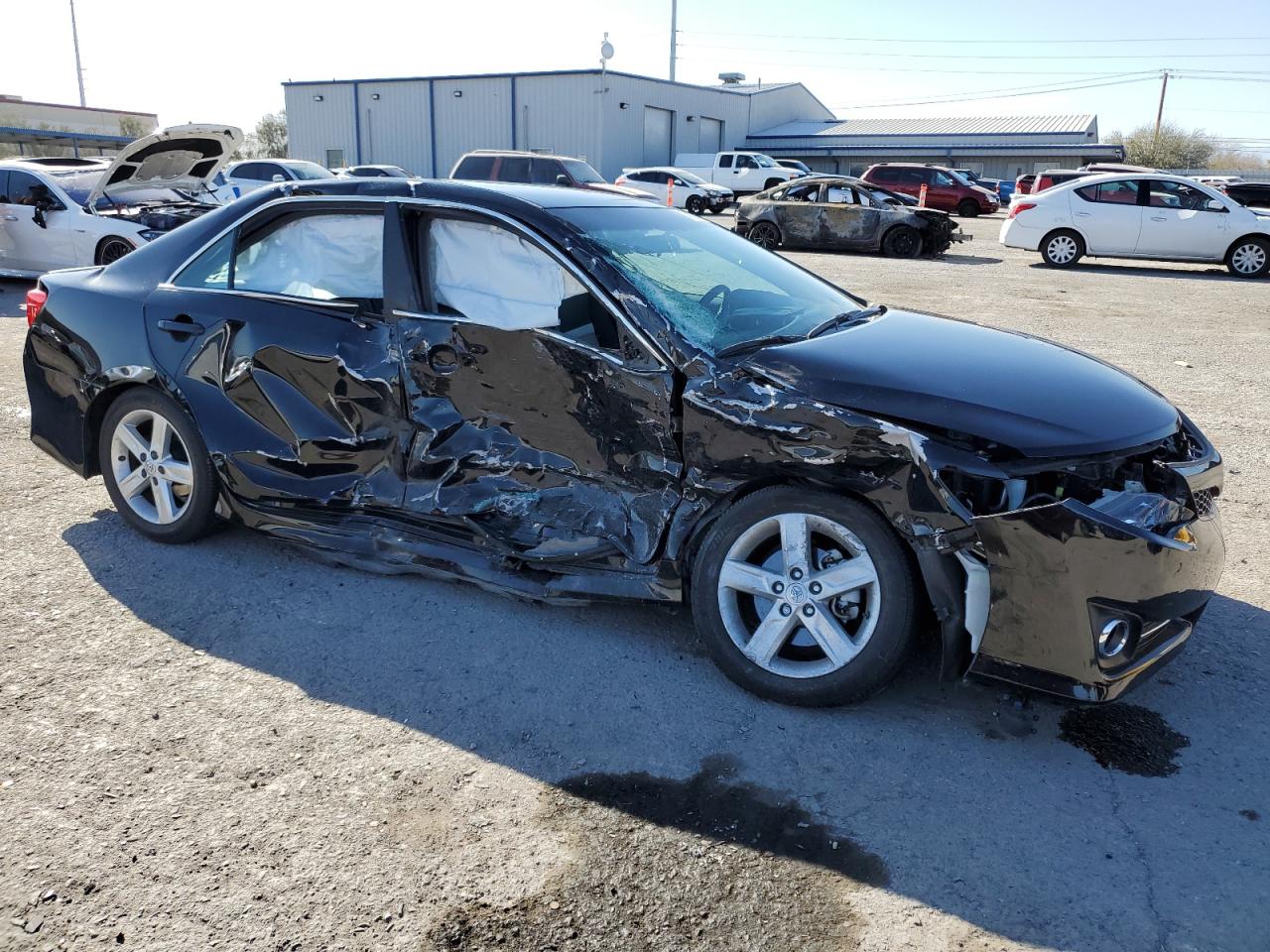 2013 Toyota Camry VIN 4T1BF1FKXDU266335 Copart auction photo, side / rear end damage thumbnail 4