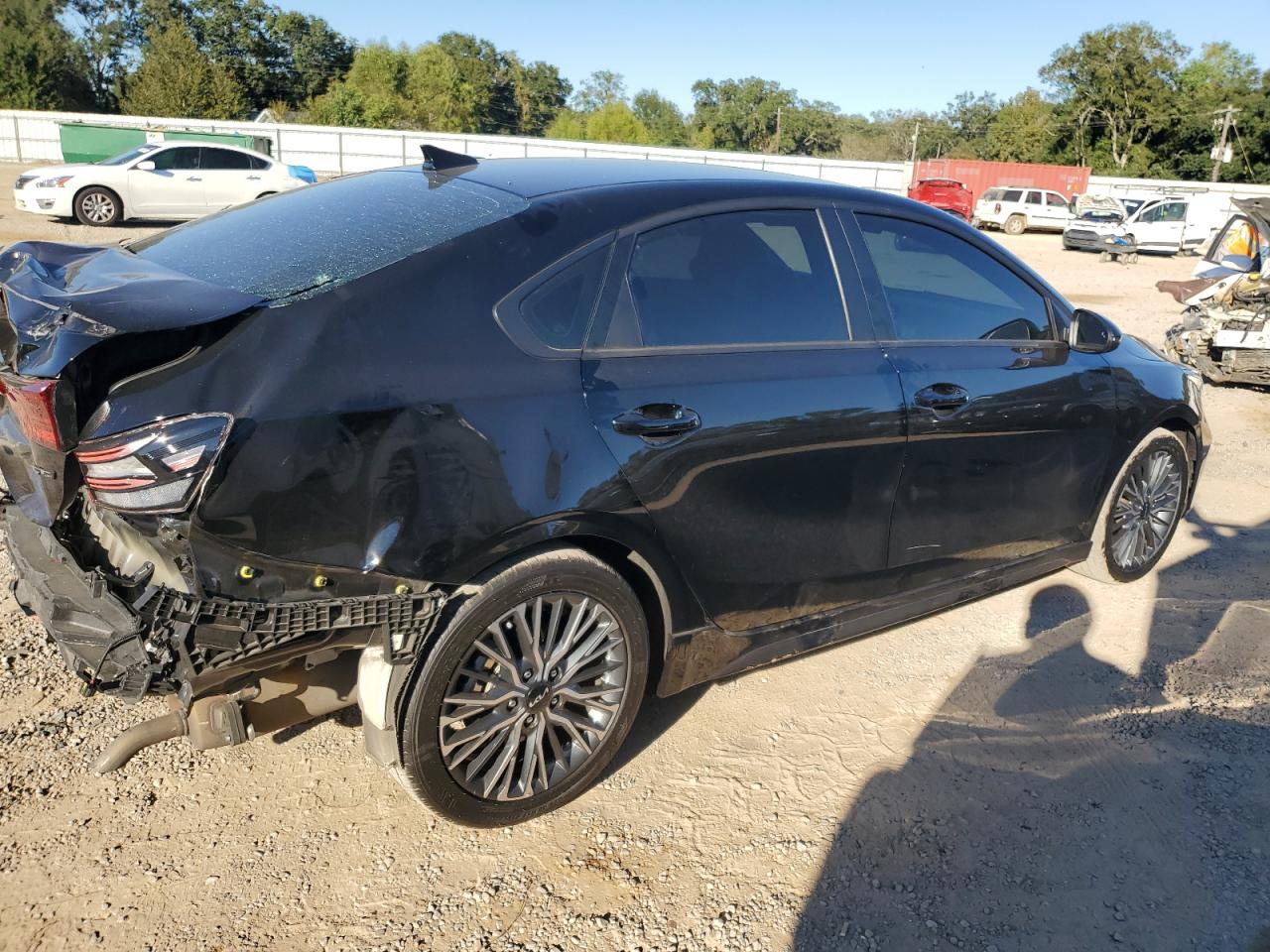 2024 KIA Forte VIN 3KPF54ADXRE773440 Copart auction photo, rear end damage thumbnail 3