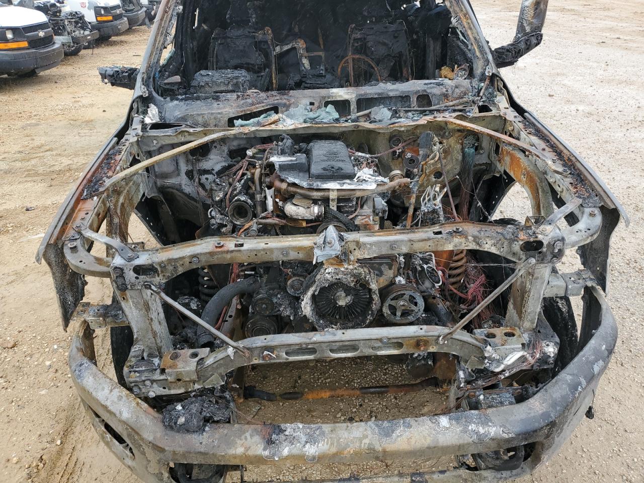 2020 RAM 2500 VIN 3C6UR5PL8LG147310 Copart auction photo, burn damage thumbnail 12