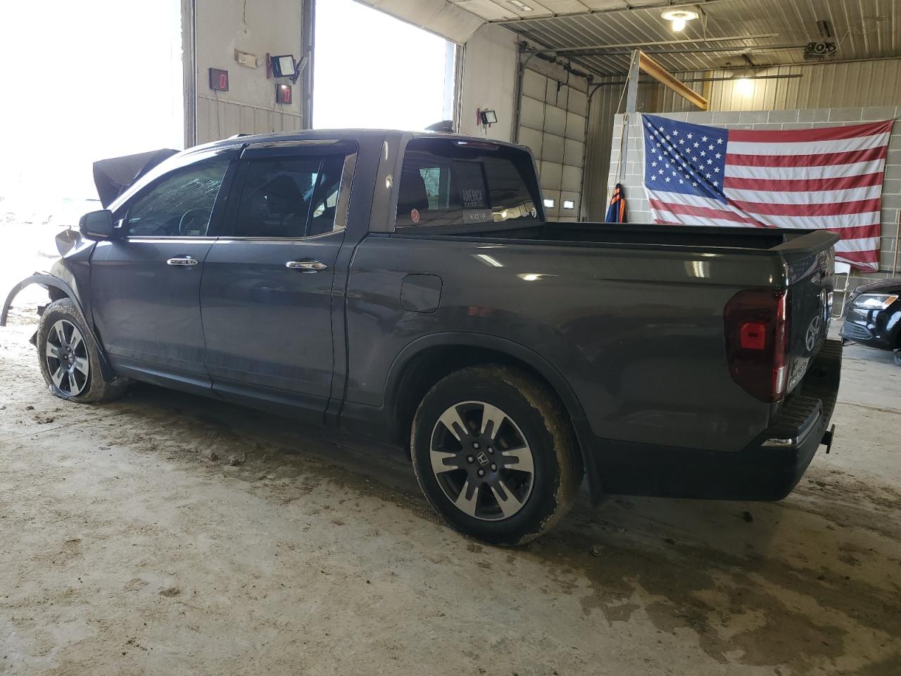 2018 Honda Ridgeline VIN 5FPYK3F77JB007492 Copart auction photo, front end / minor dent/scratches damage thumbnail 2