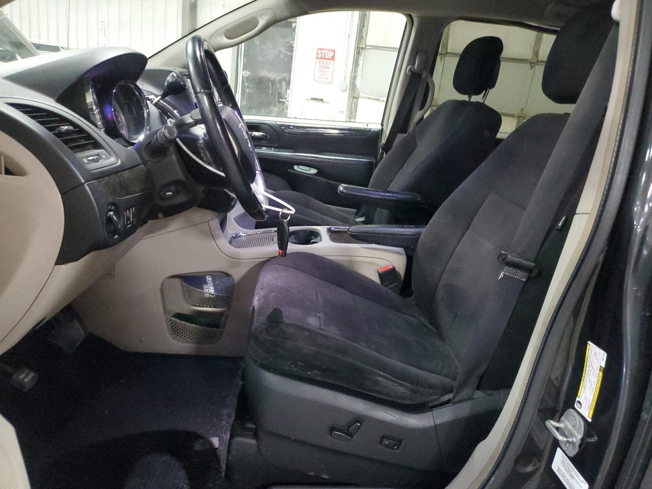 2011 Dodge Caravan VIN 2D4RN5DG8BR674602 Copart auction photo, side / rear end damage thumbnail 7