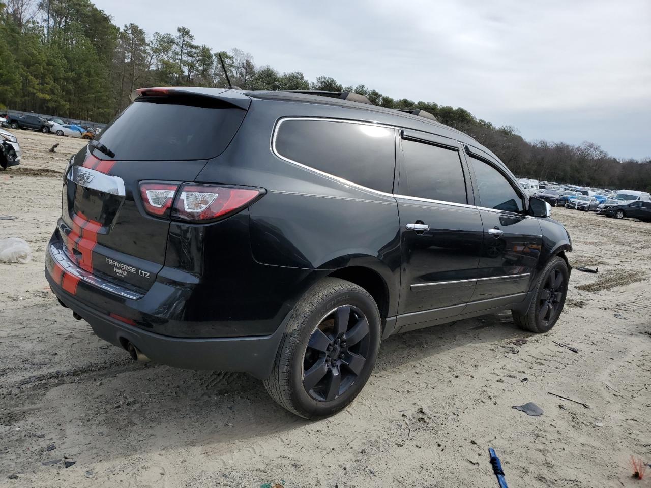 2013 Chevrolet Traverse VIN 1GNKVLKD2DJ206035 Copart auction photo, front end / minor dent/scratches damage thumbnail 3