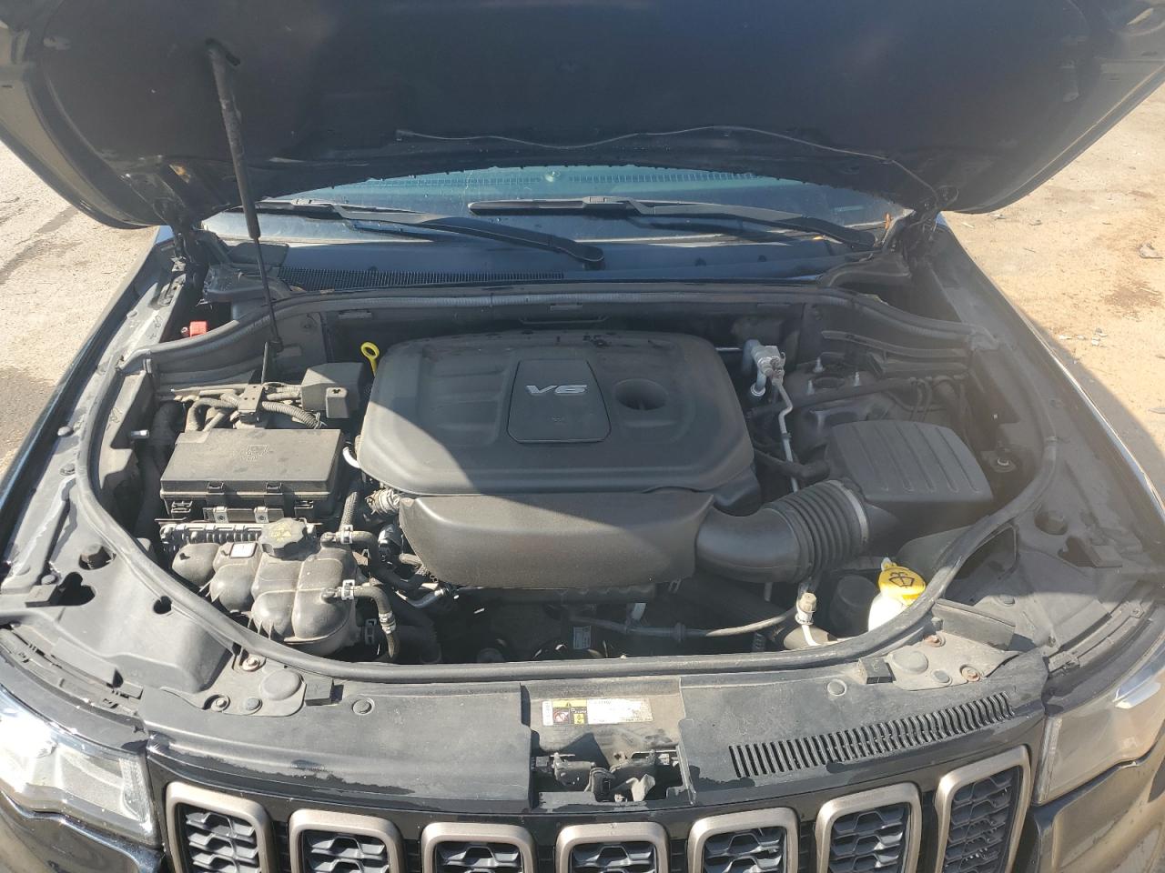 2016 Jeep Grand Cherokee VIN 1C4RJFAG2GC426011 Copart auction photo, front end / top/roof damage thumbnail 12