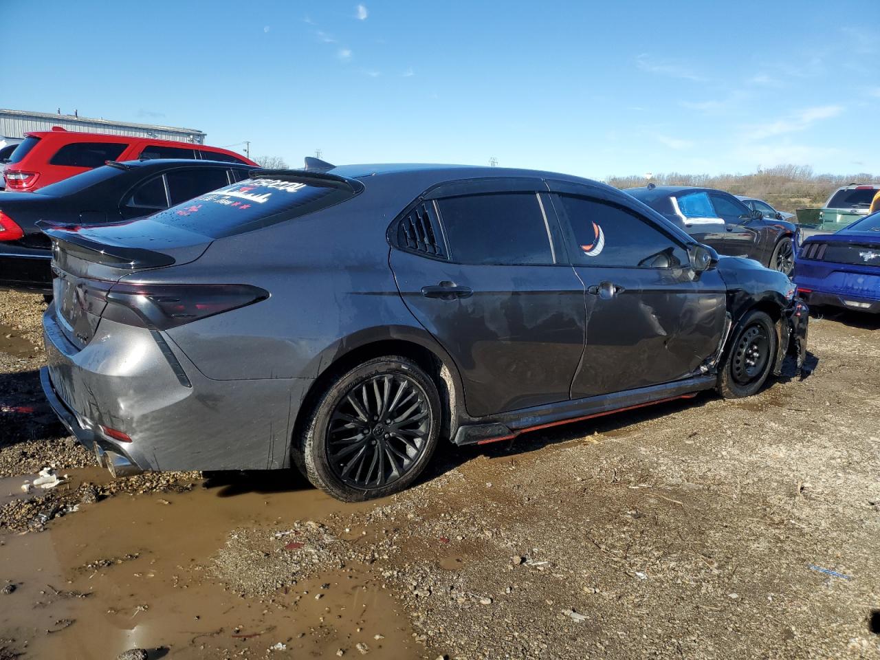 2019 Toyota Camry VIN 4T1B11HKXKU244957 Copart auction photo, side / front end damage thumbnail 3