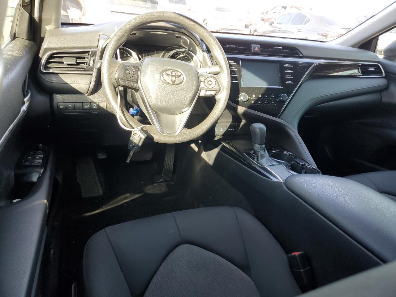 2019 Toyota Camry VIN 4T1B11HK0KU285355 Copart auction photo, rear end / minor dent/scratches damage thumbnail 8