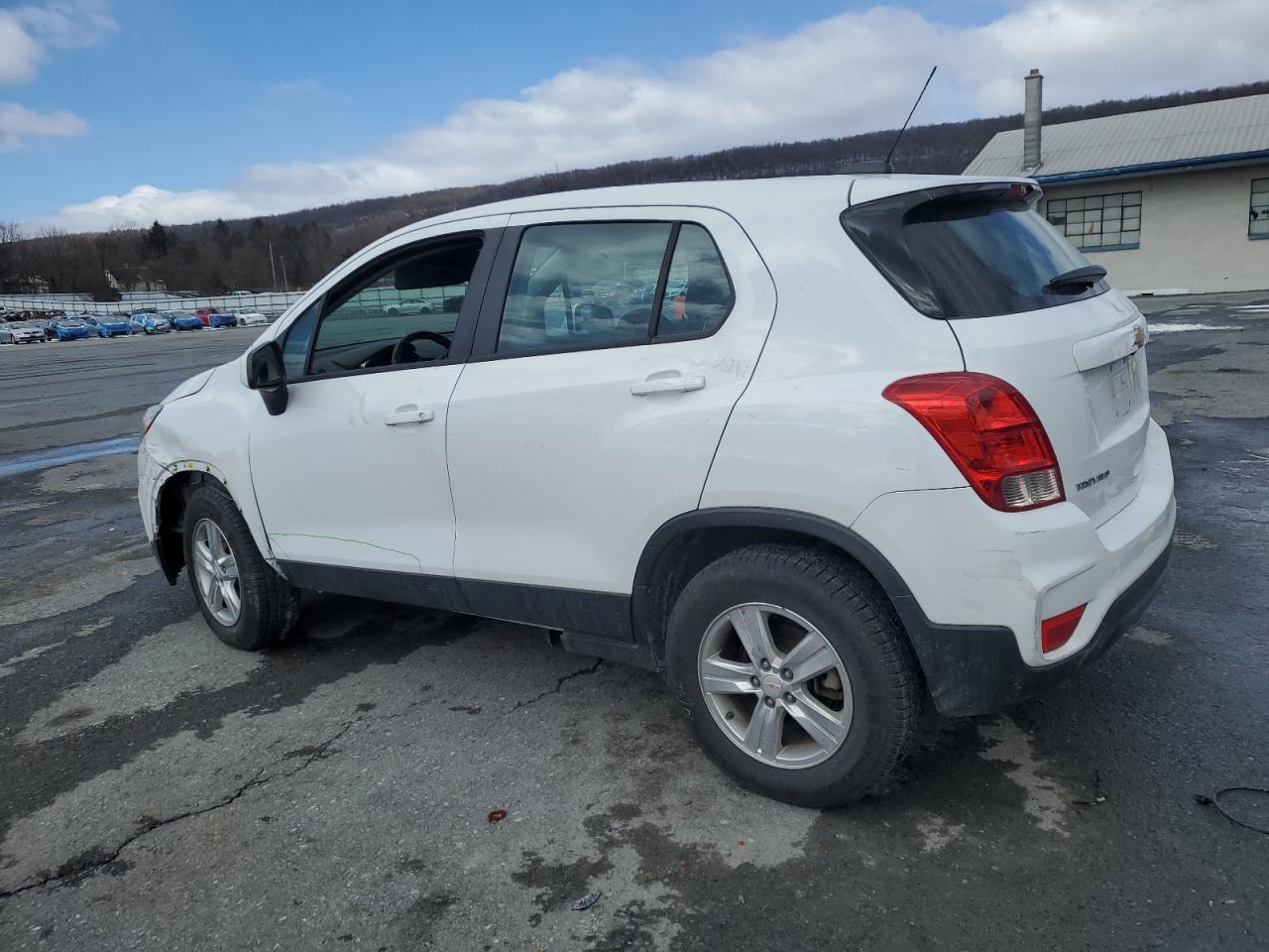 2018 Chevrolet Trax VIN KL7CJNSB6JB578211 Copart auction photo, side damage thumbnail 2