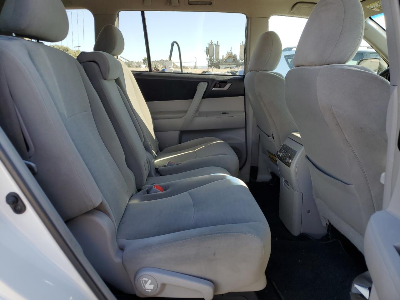 2013 Toyota Highlander VIN 5TDZK3EH9DS140195 Copart auction photo, front end / side damage thumbnail 11