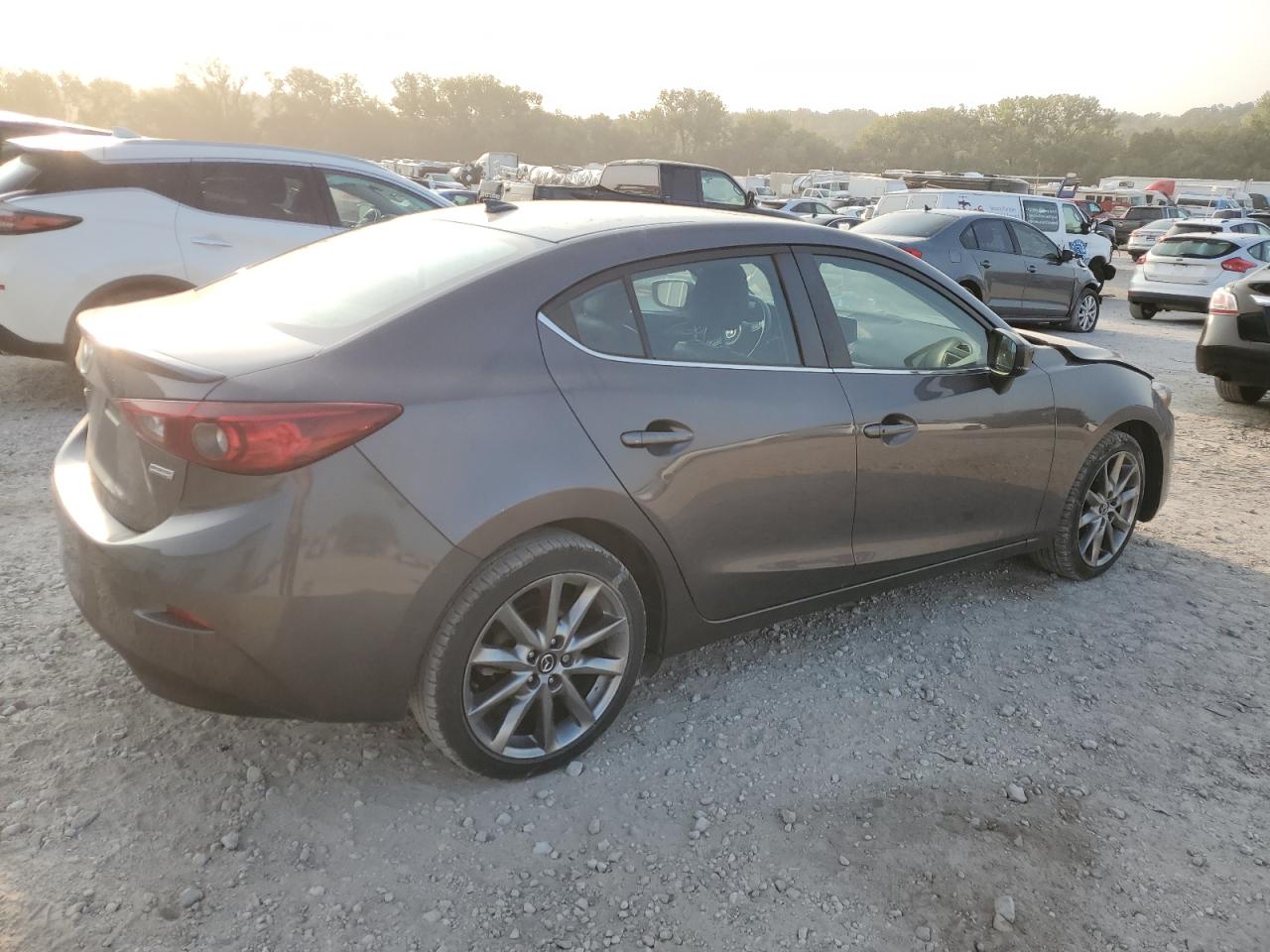 2018 Mazda 3 VIN 3MZBN1V32JM245865 Copart auction photo, front end damage thumbnail 3