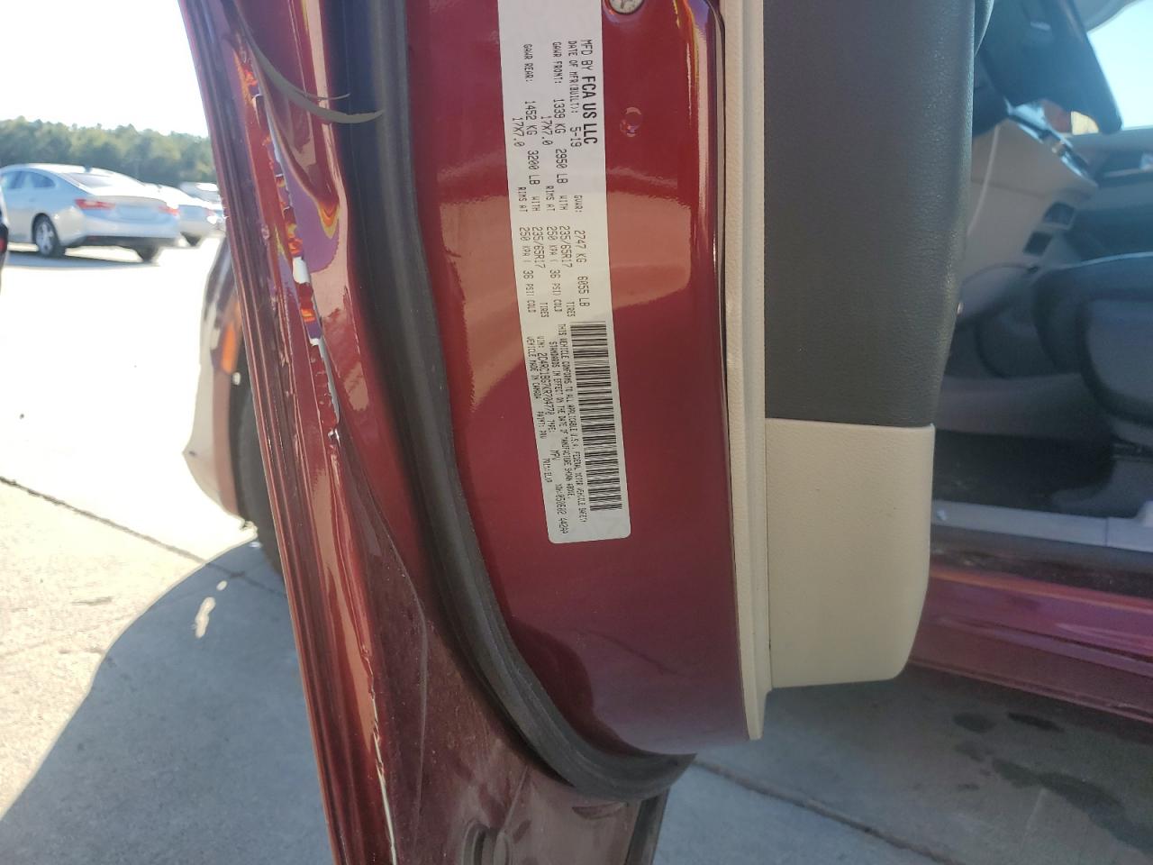 2019 Chrysler Pacifica VIN 2C4RC1BG7KR704770 Copart auction photo, front end / side damage thumbnail 15