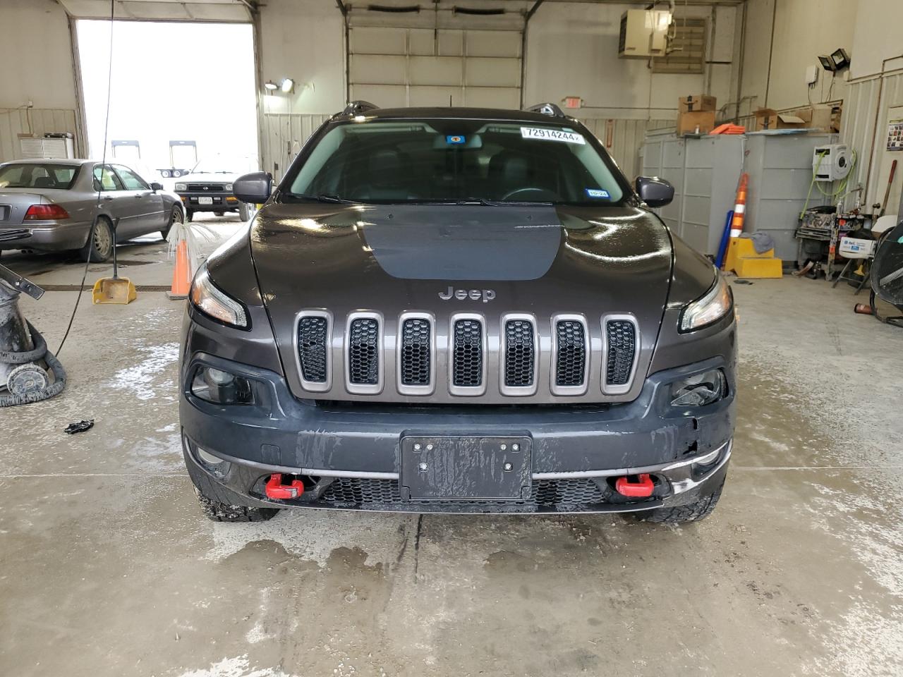 2017 Jeep Cherokee VIN 1C4PJMBB6HW564908 Copart auction photo, all over / mechanical damage thumbnail 5