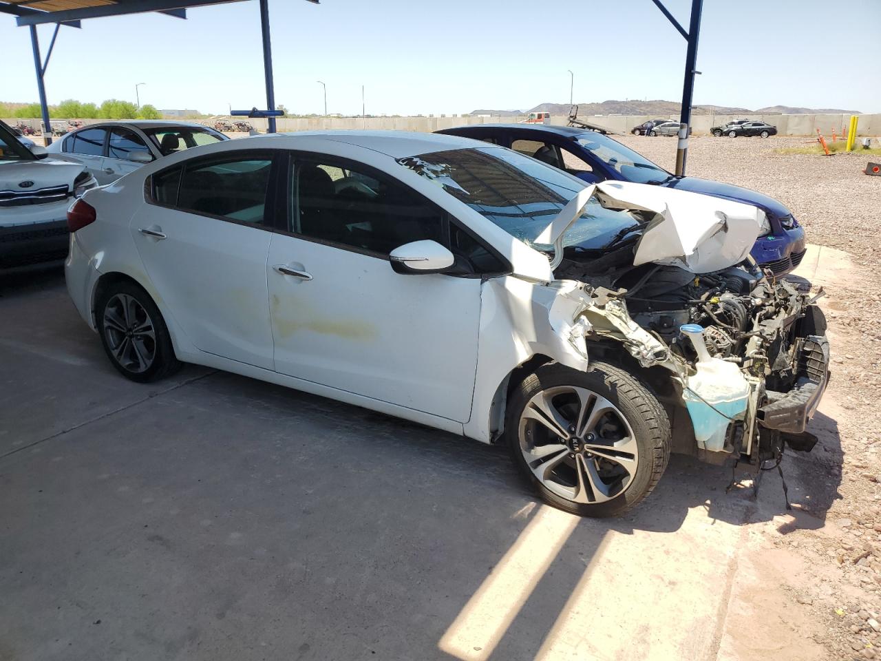 2016 KIA Forte VIN KNAFX4A84G5555254 Copart auction photo, front end damage thumbnail 4