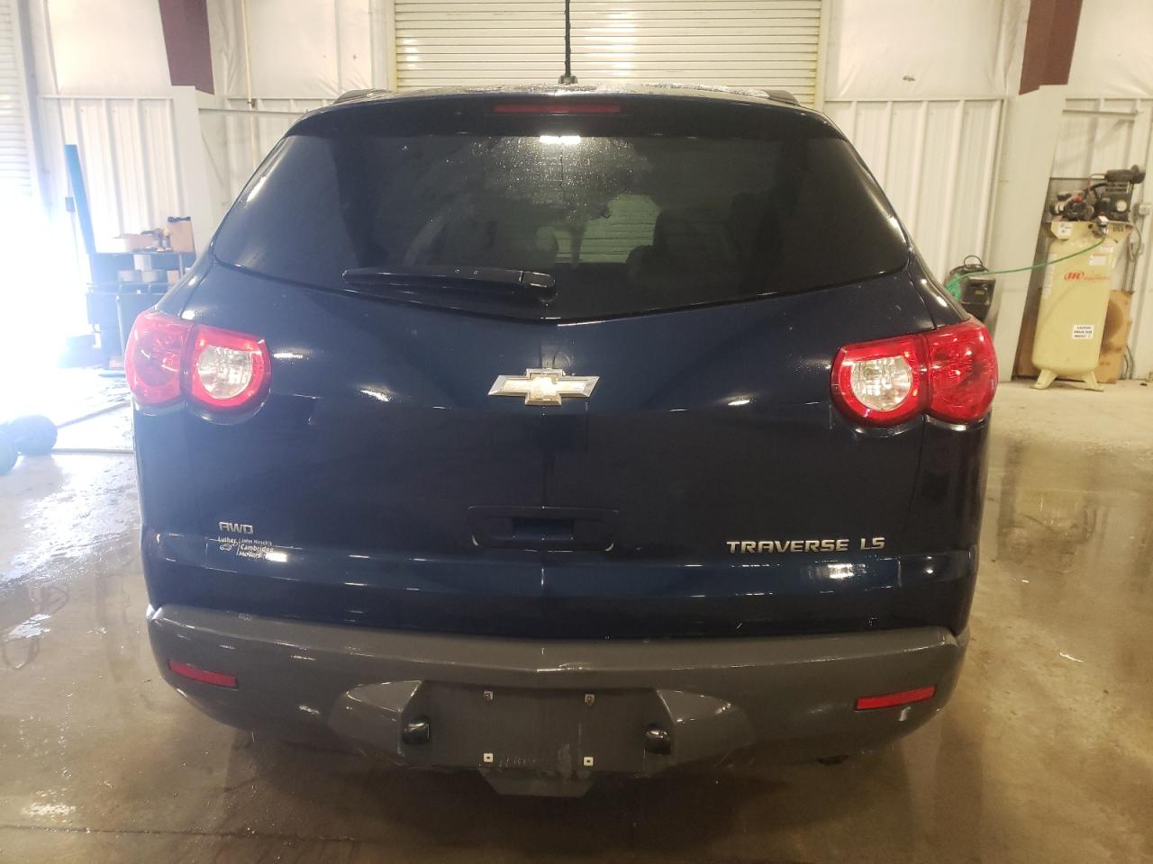 2010 Chevrolet Traverse VIN 1GNLVEED5AS154675 Copart auction photo, front end / side damage thumbnail 6