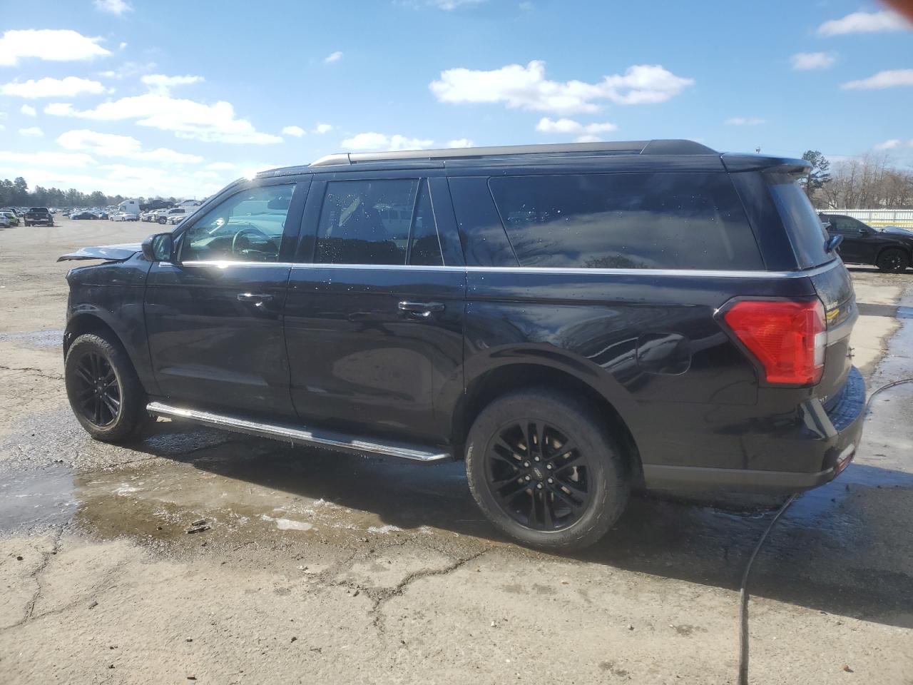 2022 Ford Expedition VIN 1FMJK1HT9NEA55121 Copart auction photo, front end / minor dent/scratches damage thumbnail 2