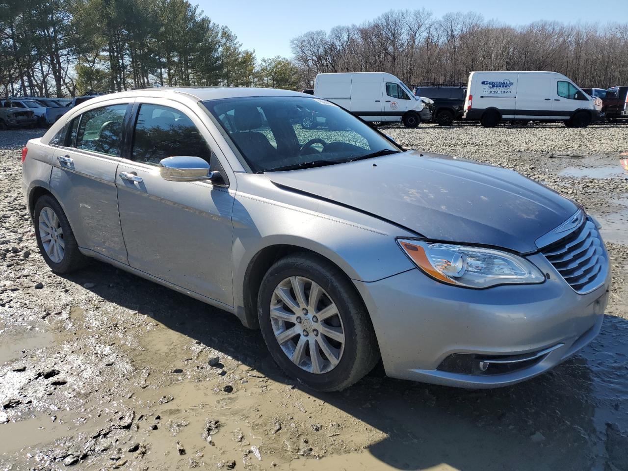2014 Chrysler 200 VIN 1C3CCBCG9EN134965 Copart auction photo, front end damage thumbnail 4