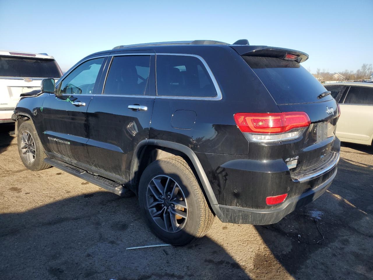 2019 Jeep Grand Cherokee VIN 1C4RJFBG9KC762925 Copart auction photo, front end damage thumbnail 2