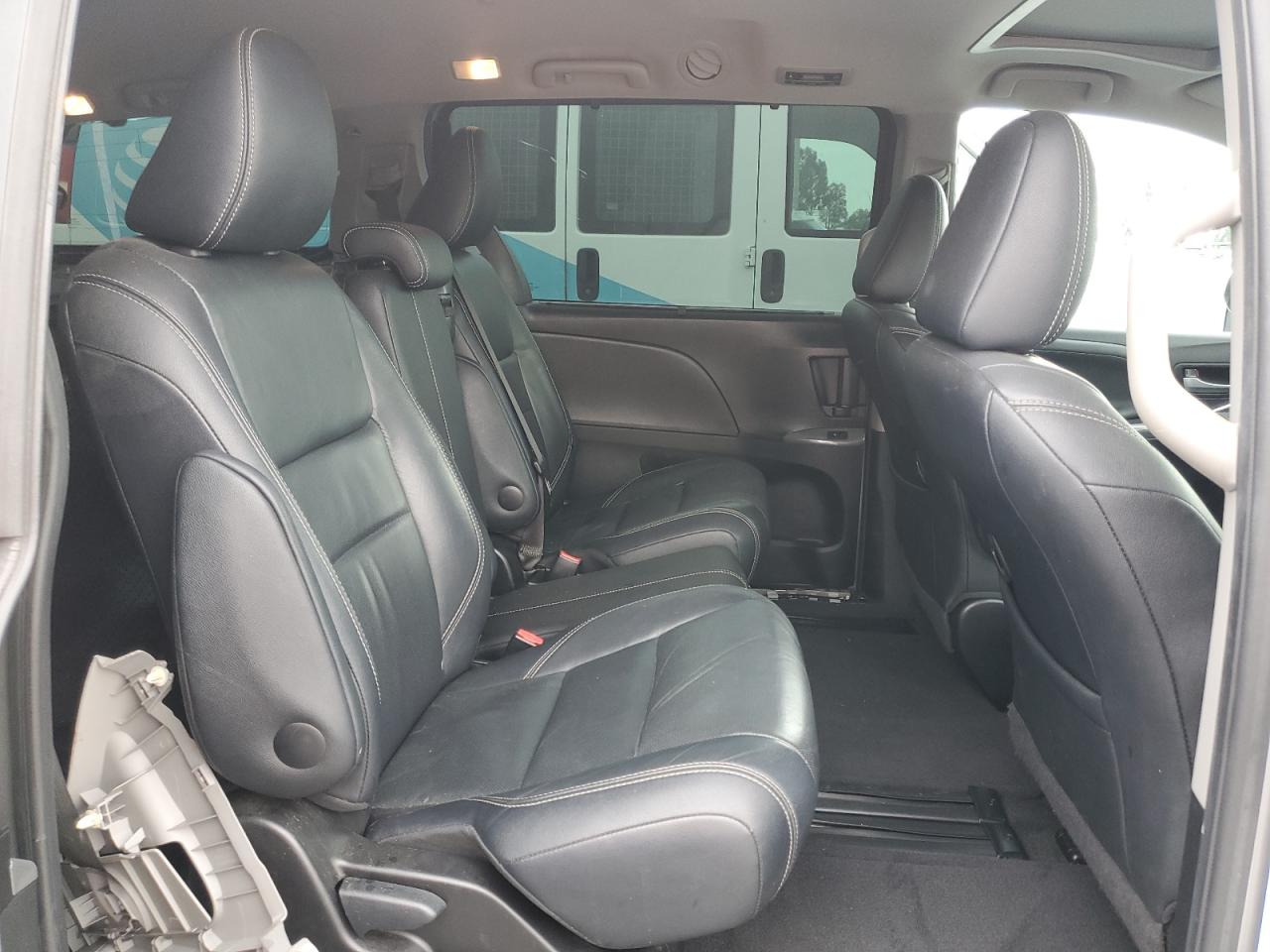 2015 Toyota Sienna VIN 5TDXK3DC6FS637690 Copart auction photo, rear end damage thumbnail 11