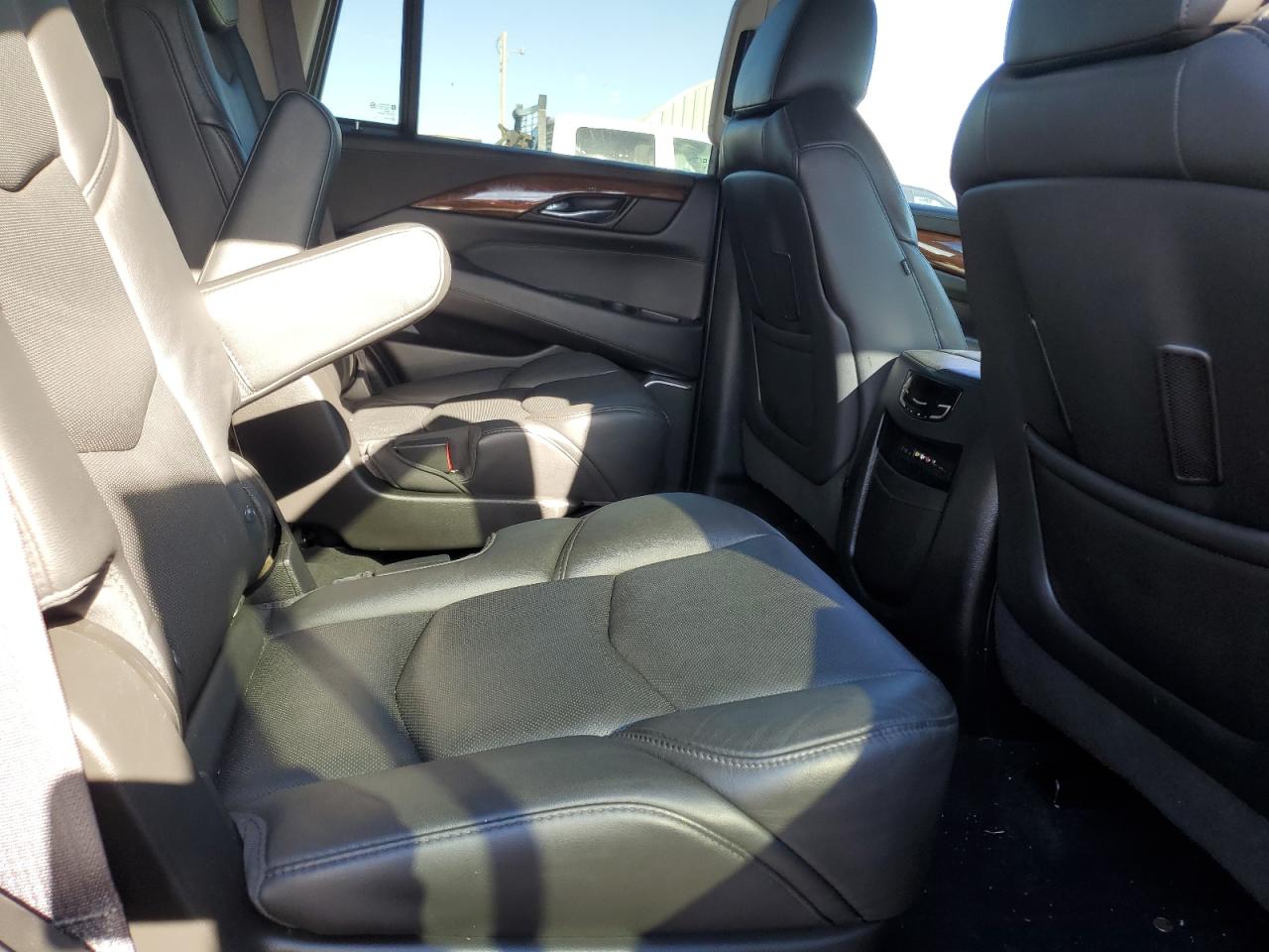 2016 Cadillac Escalade VIN 1GYS4CKJ6GR325398 Copart auction photo, front end damage thumbnail 11