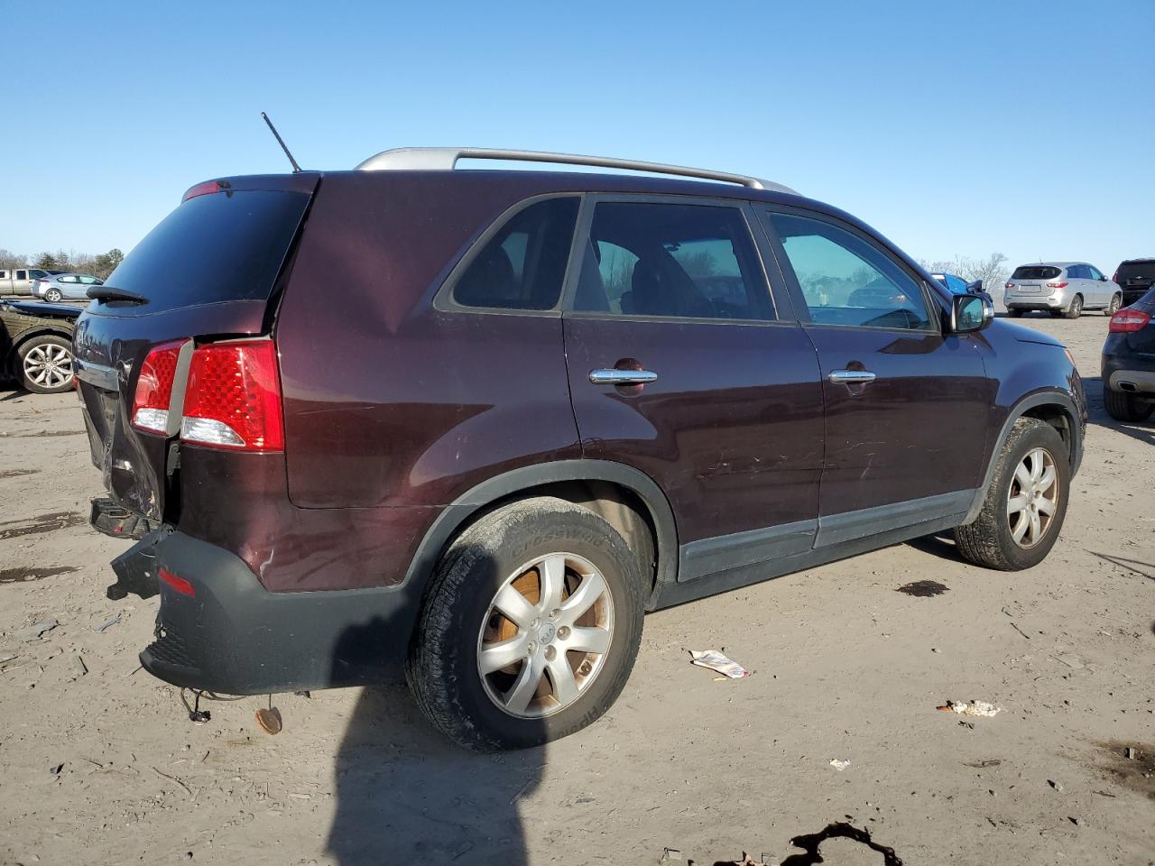 2013 KIA Sorento VIN 5XYKT3A65DG386256 Copart auction photo, rear end damage thumbnail 3