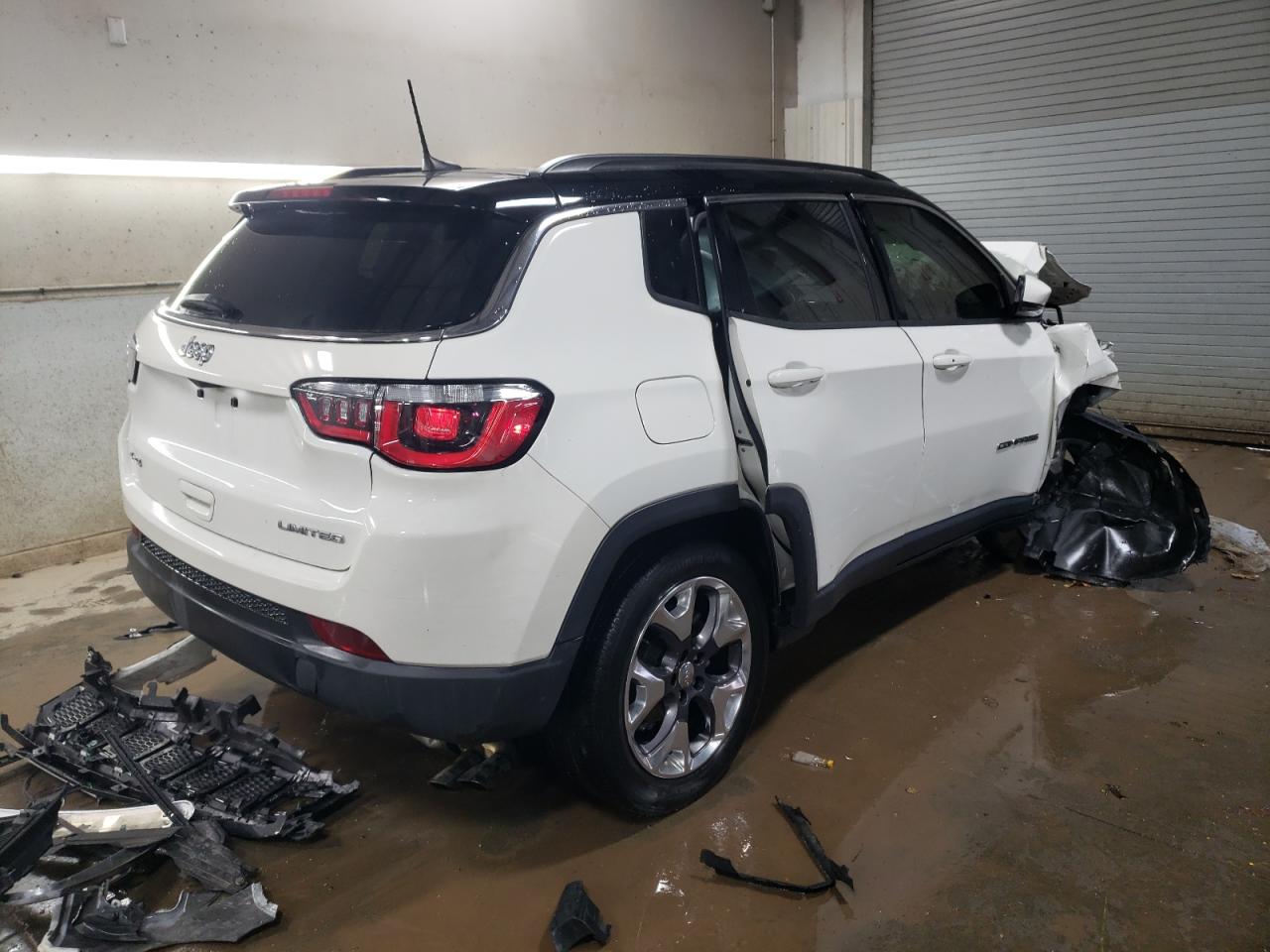 2019 Jeep Compass VIN 3C4NJDCB7KT801005 Copart auction photo, front end damage thumbnail 3