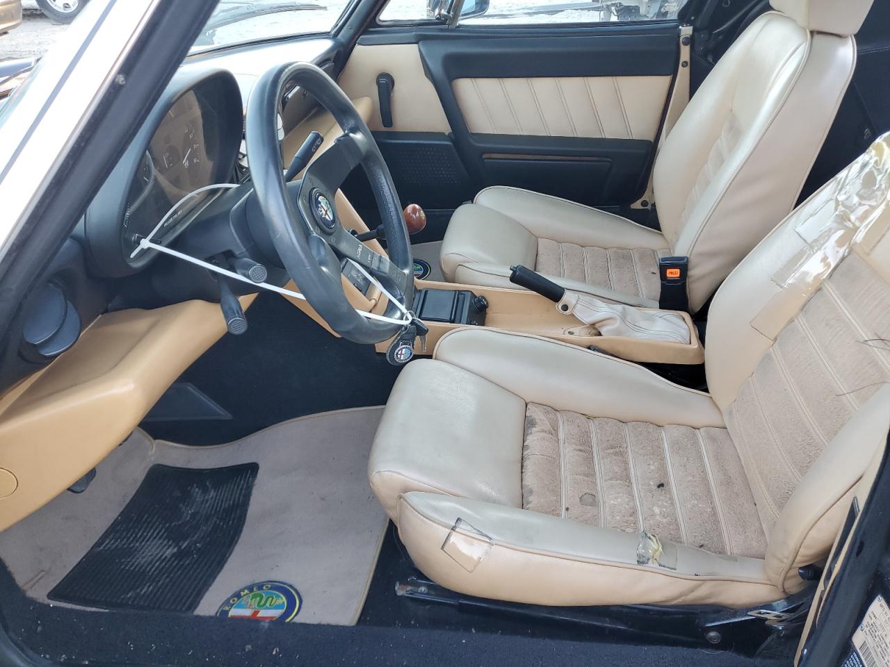 1991 Alfa Romeo Spider VIN ZARBB32G1M6007546 Copart auction photo, minor dent/scratches damage thumbnail 7