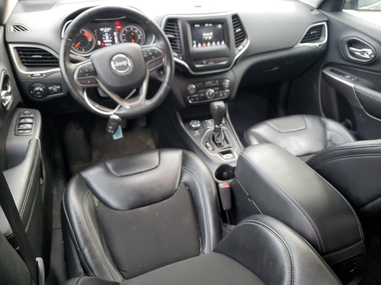 2019 Jeep Grand Cherokee VIN 1C4PJMLN8KD300200 Copart auction photo, rear end / side damage thumbnail 8