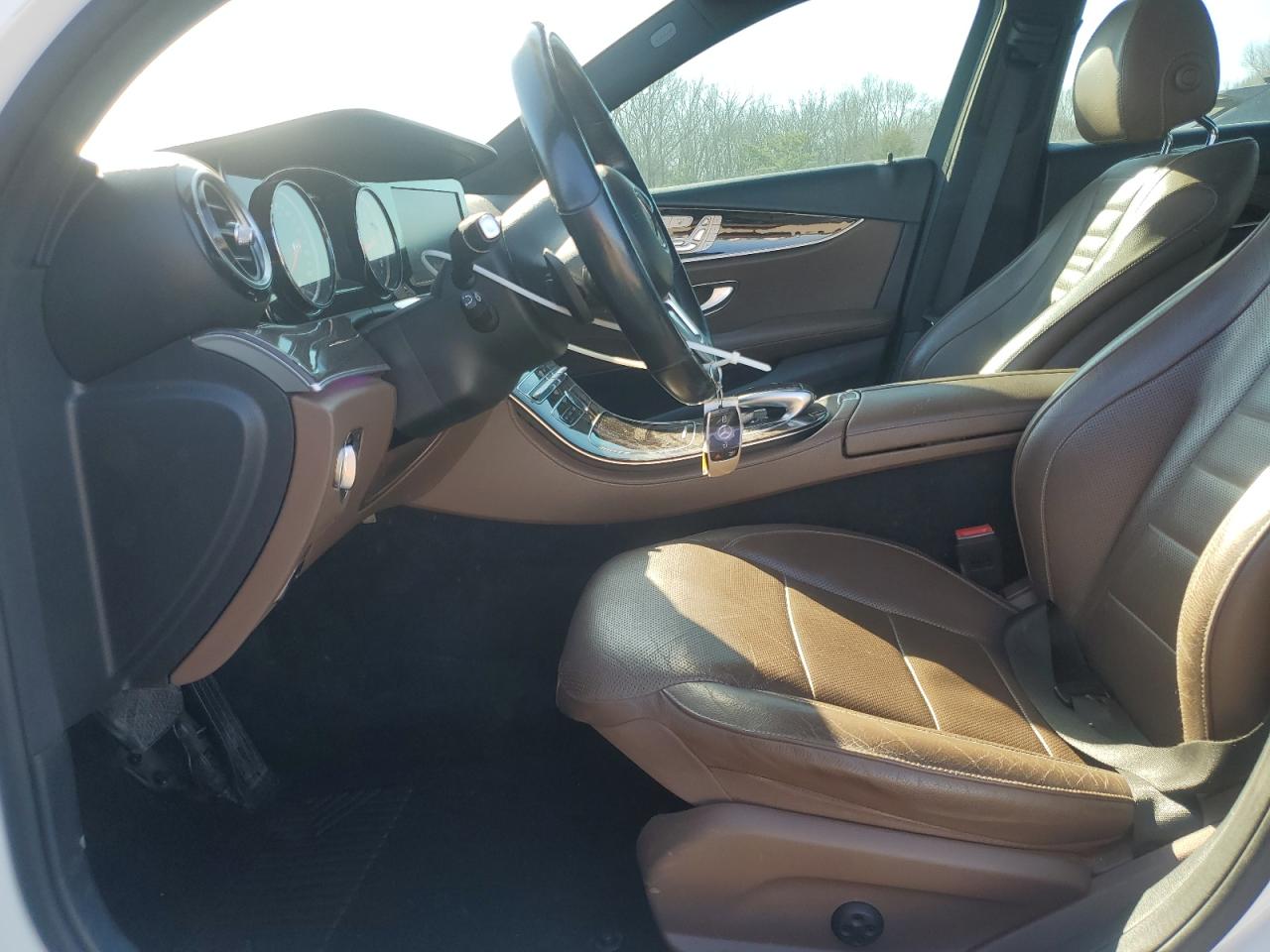 2019 Mercedes-Benz E-klasse VIN WDDZF4JB6KA558807 Copart auction photo, rear end / minor dent/scratches damage thumbnail 7
