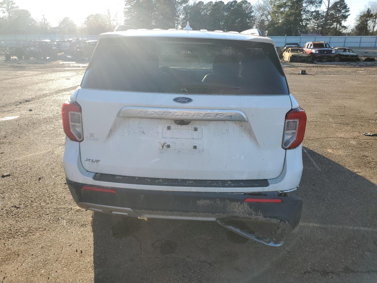 2022 Ford Explorer VIN 1FMSK7DH0NGB81378 Copart auction photo, front end / all over damage thumbnail 6