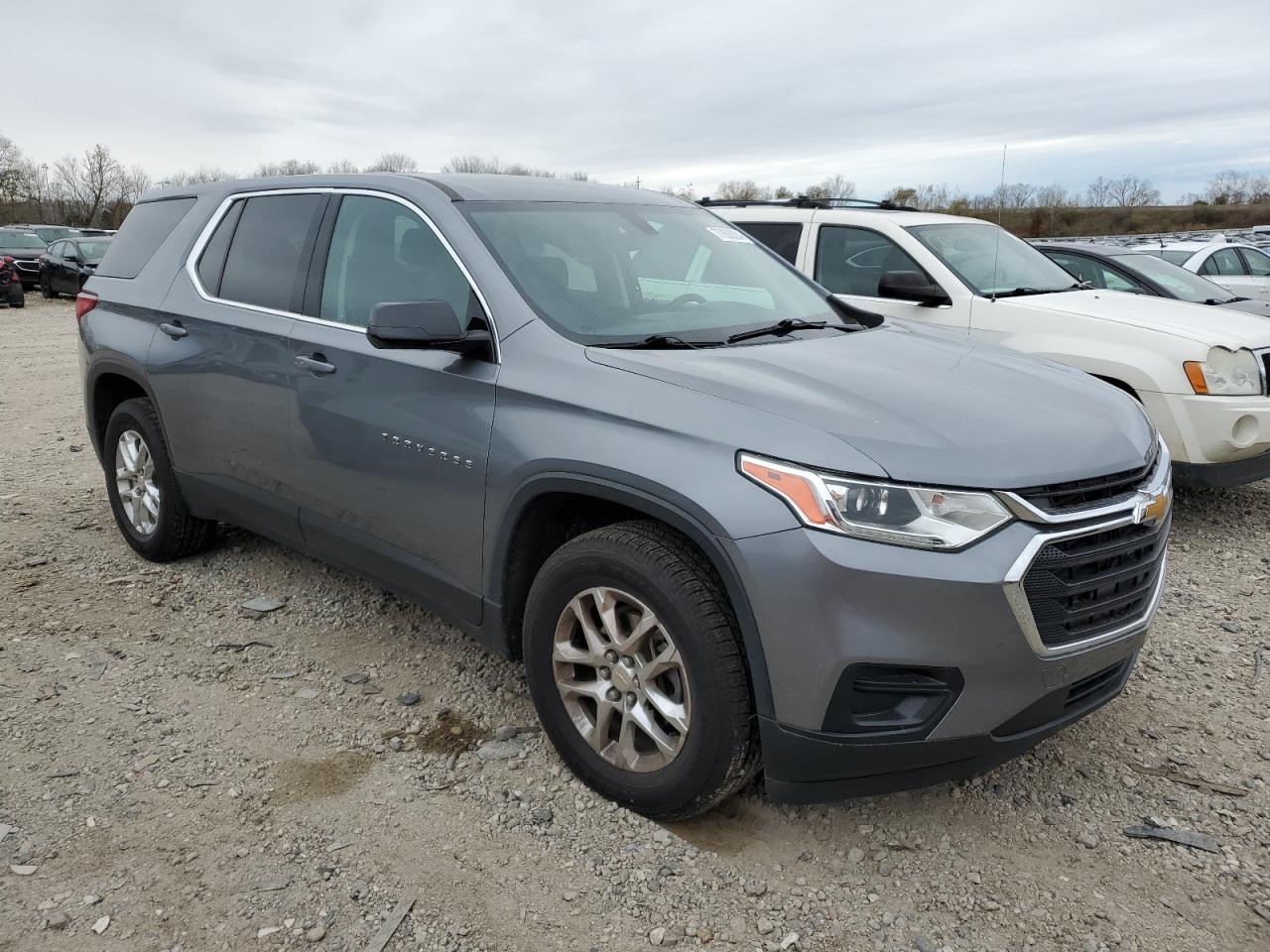 2019 Chevrolet Traverse VIN 1GNERFKWXKJ309009 Copart auction photo, rear end damage thumbnail 4